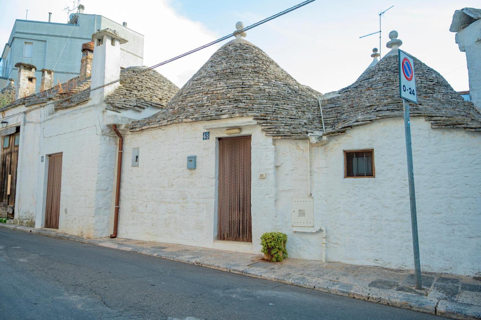 Two-Bedroom Family Trullo