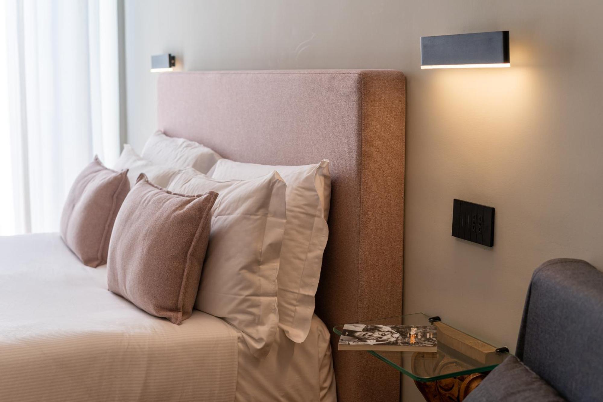 Deluxe Triple Room Balcony