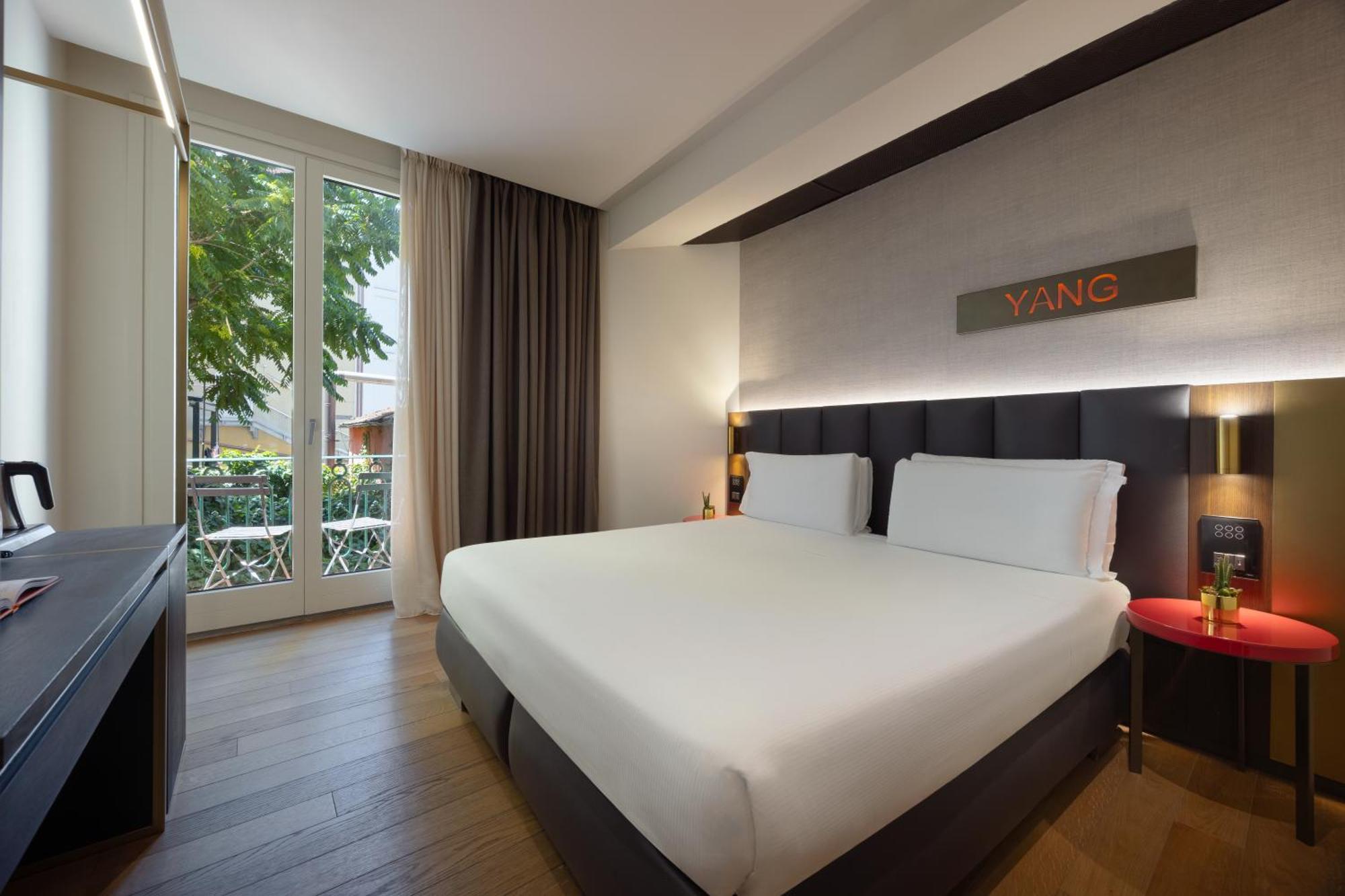 Deluxe Double Room Balcony