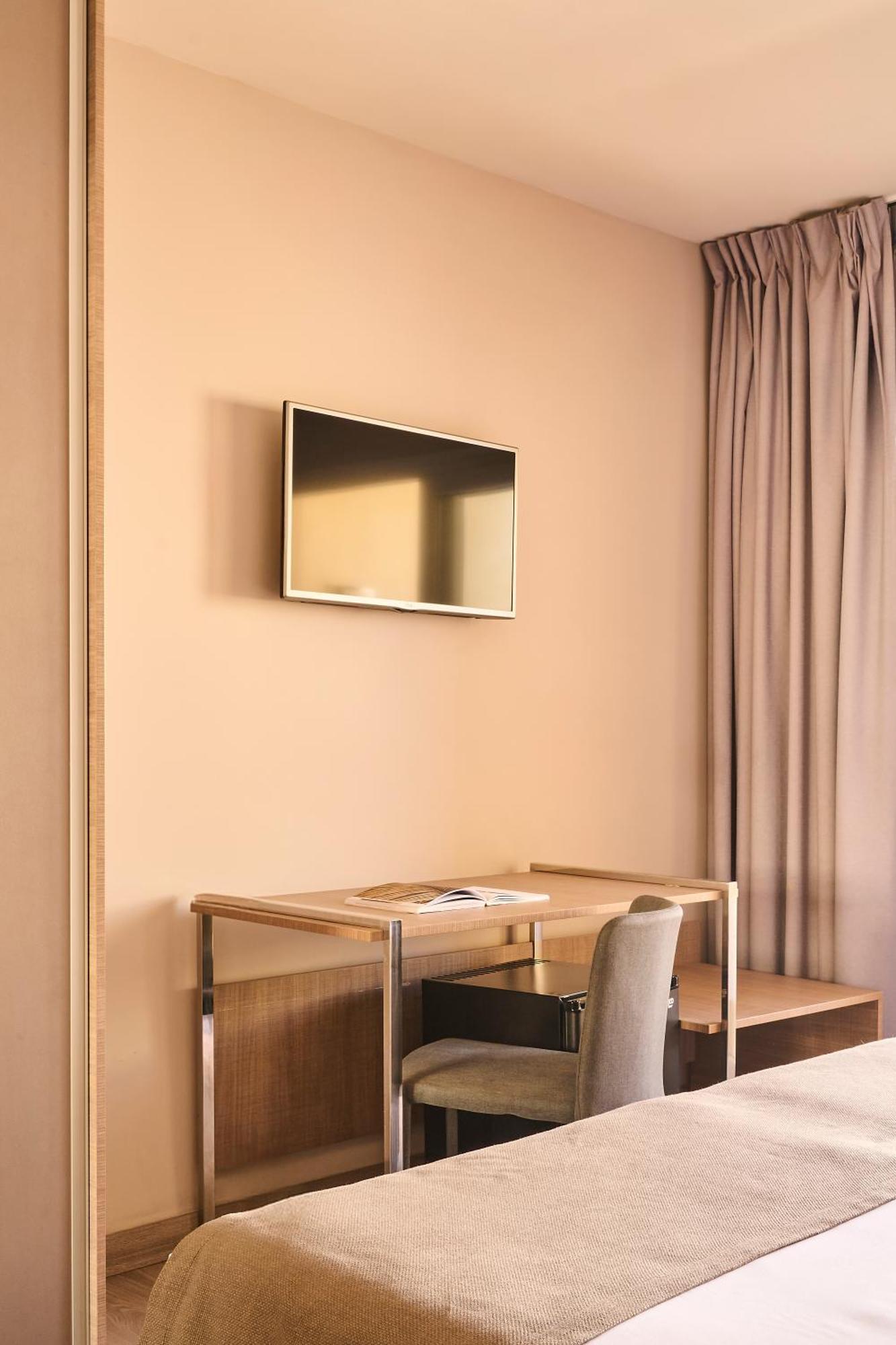 Double or Twin Room Balcony