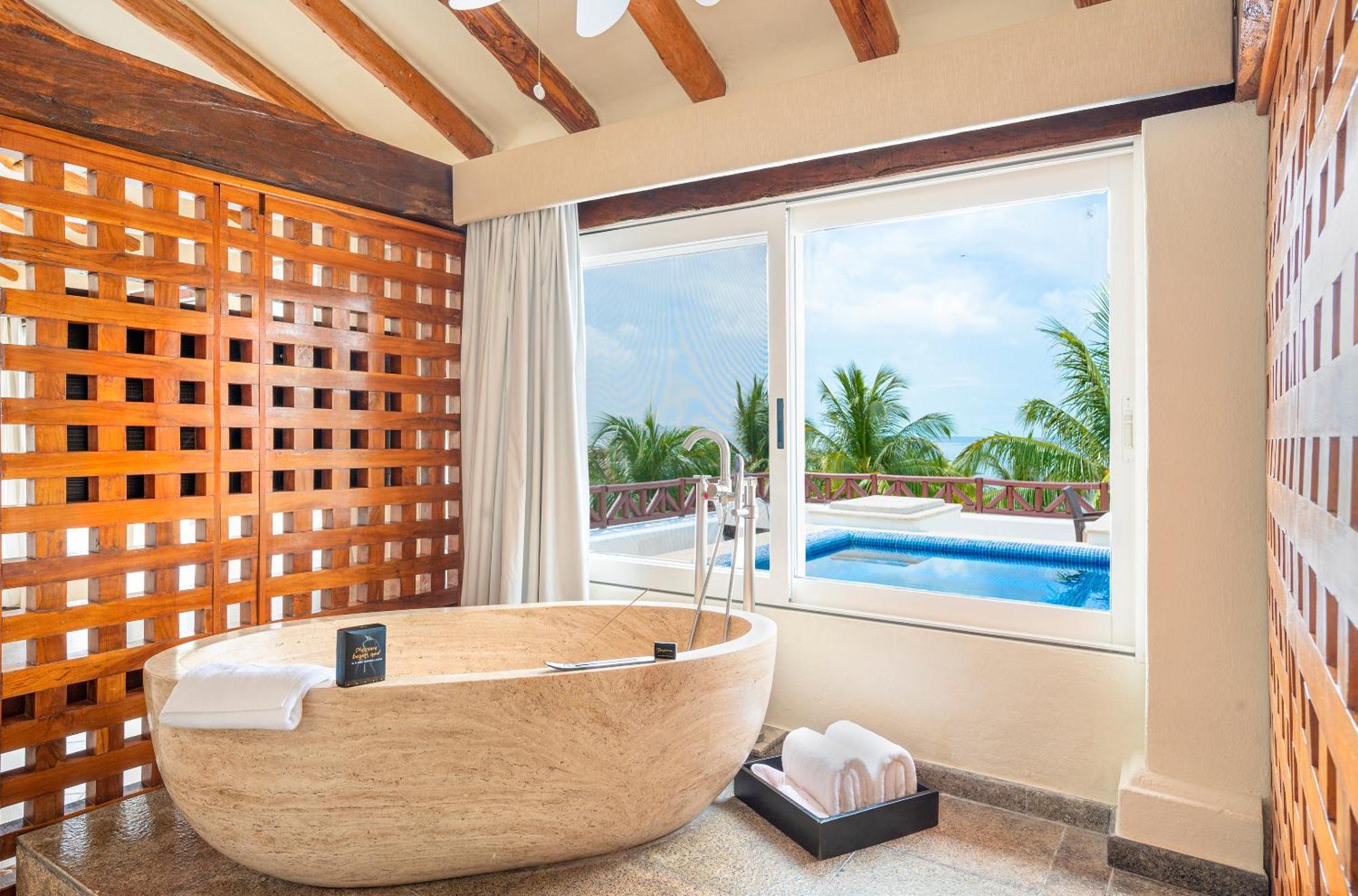 Penthouse Passion Suite