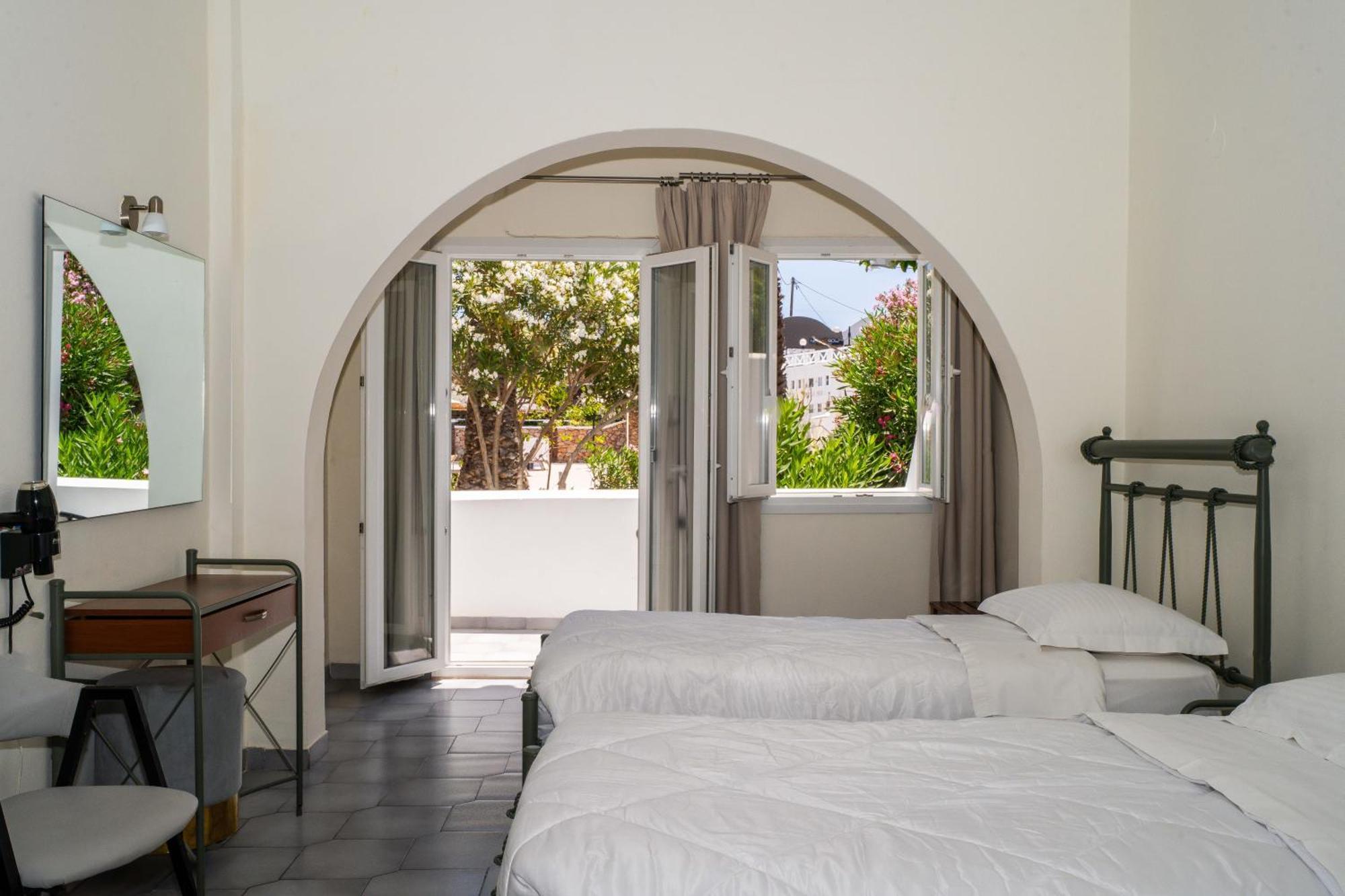 Economy Triple Room