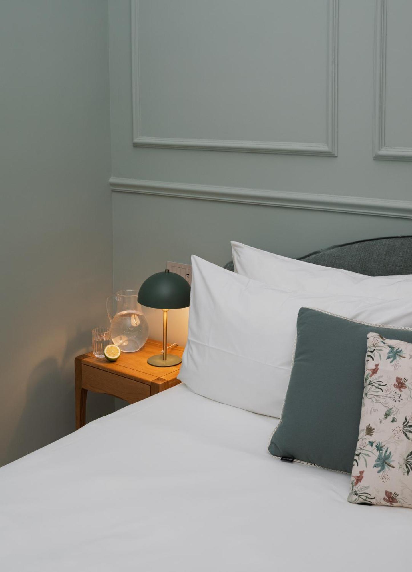 Deluxe Double Room Side Sea View