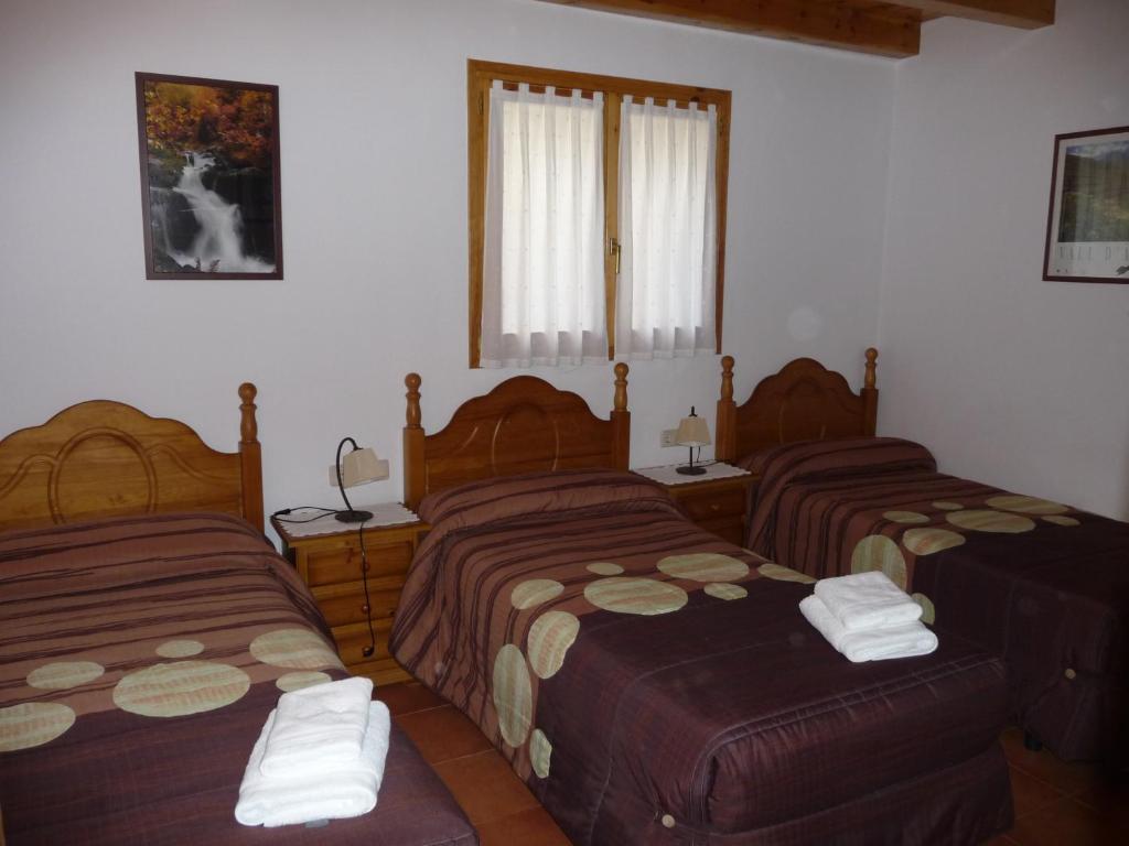 Guest room 1 King Bed