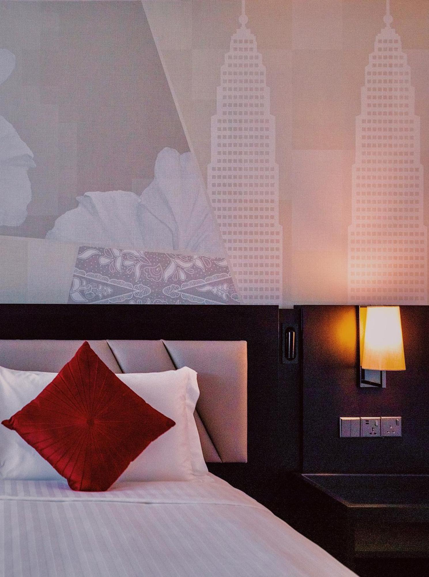 Deluxe King Plus Room