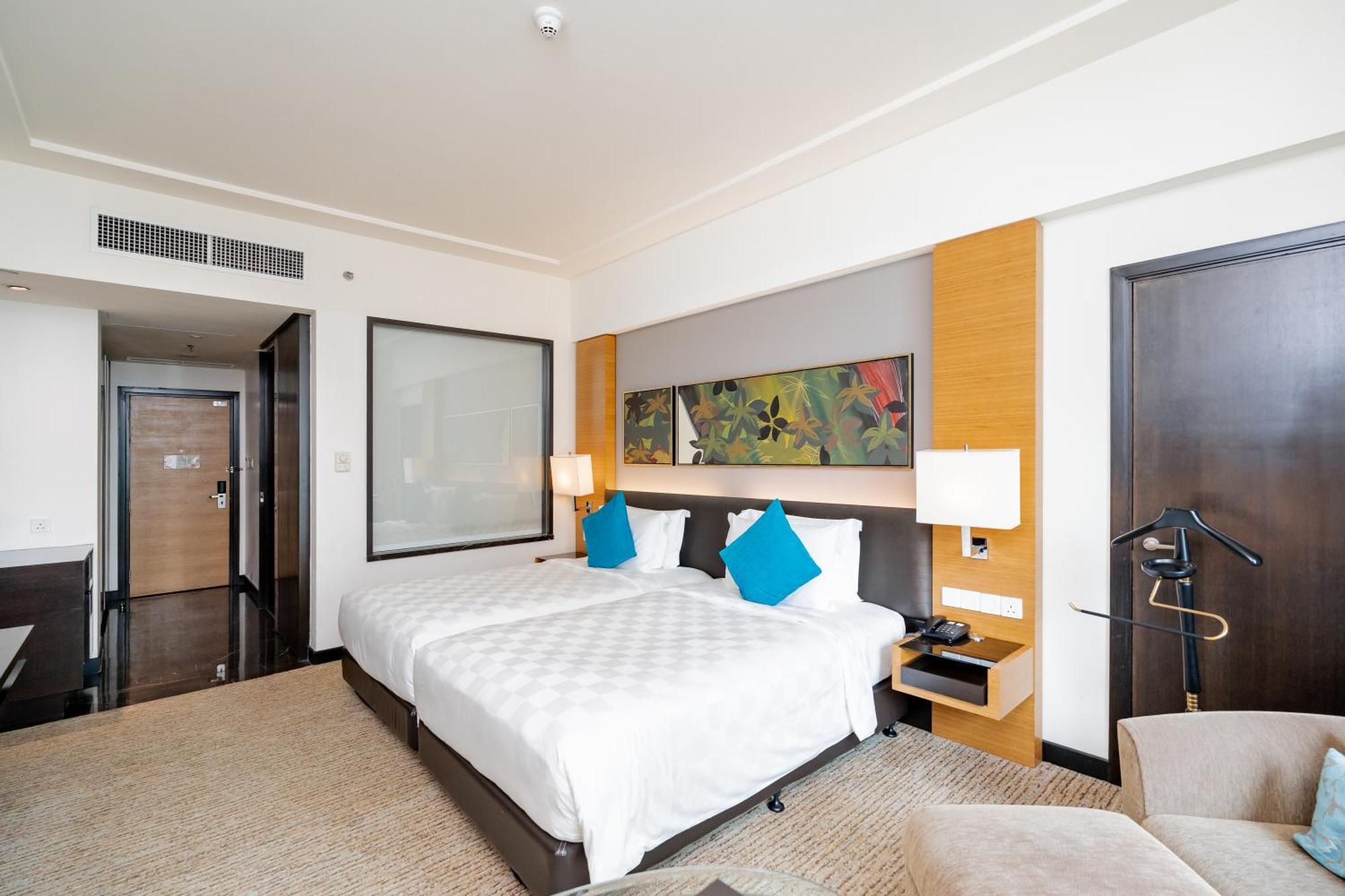 Club Deluxe Twin Room Room