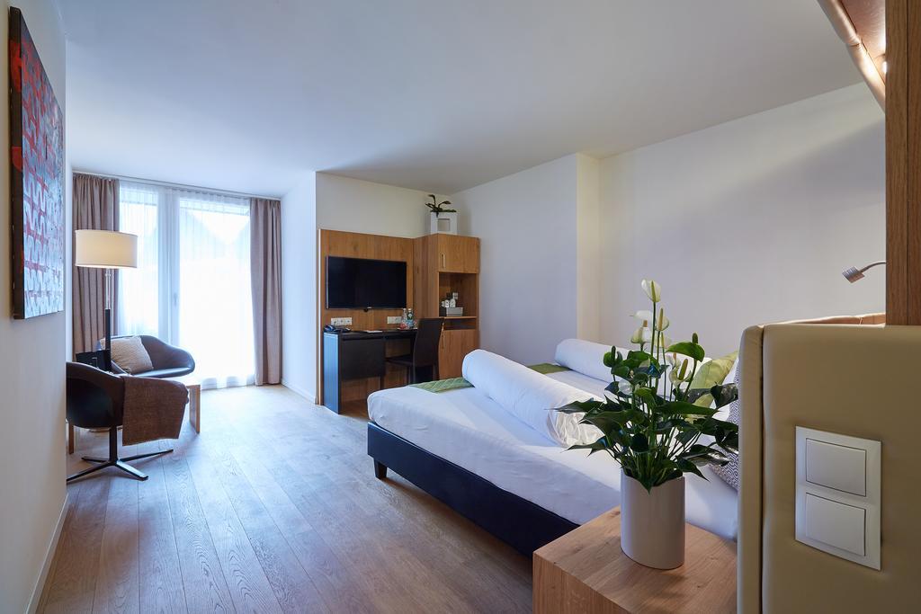 Superior Doppel- oder Zweibettzimmer mit Balkon