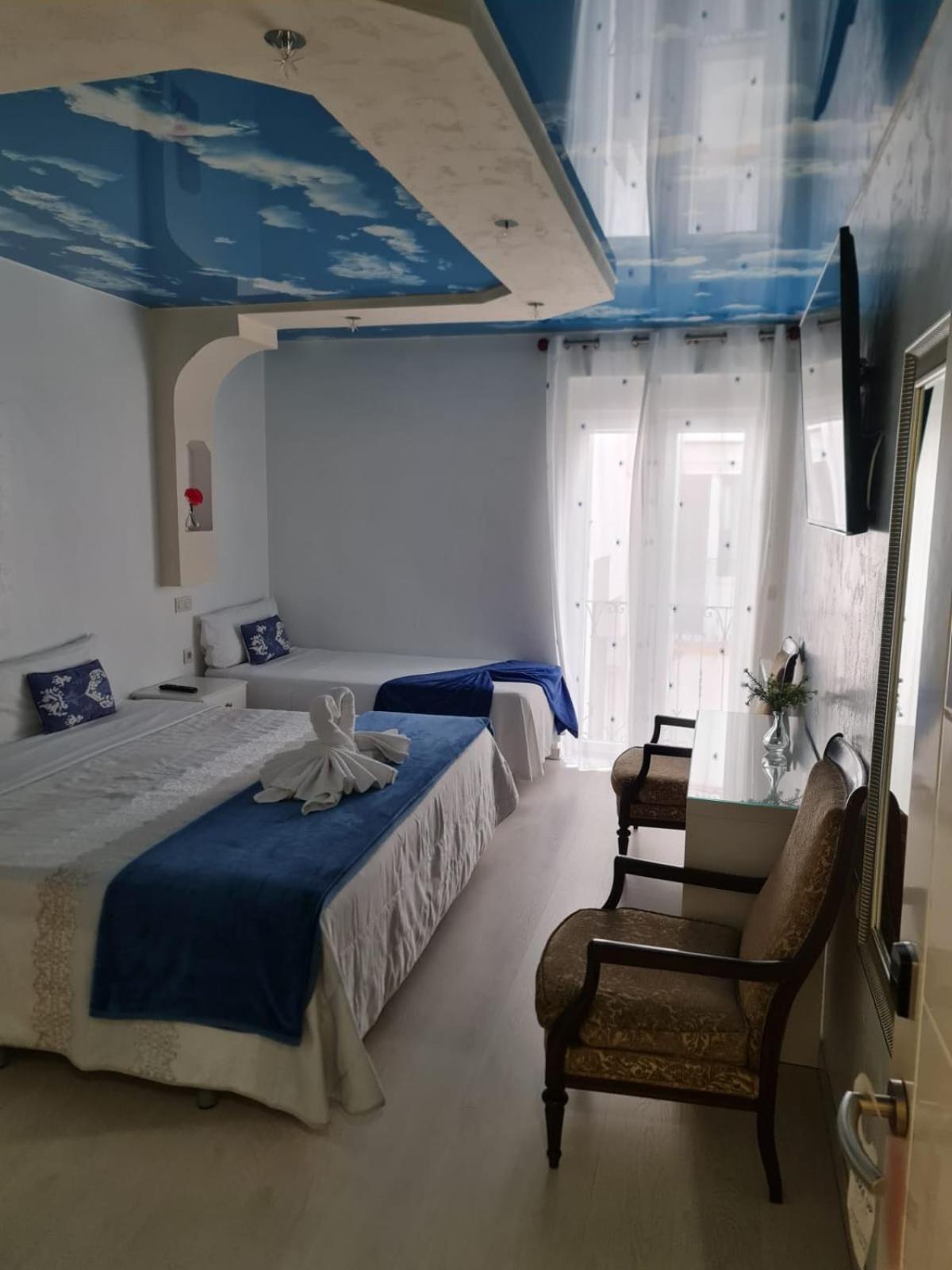 Queen Room