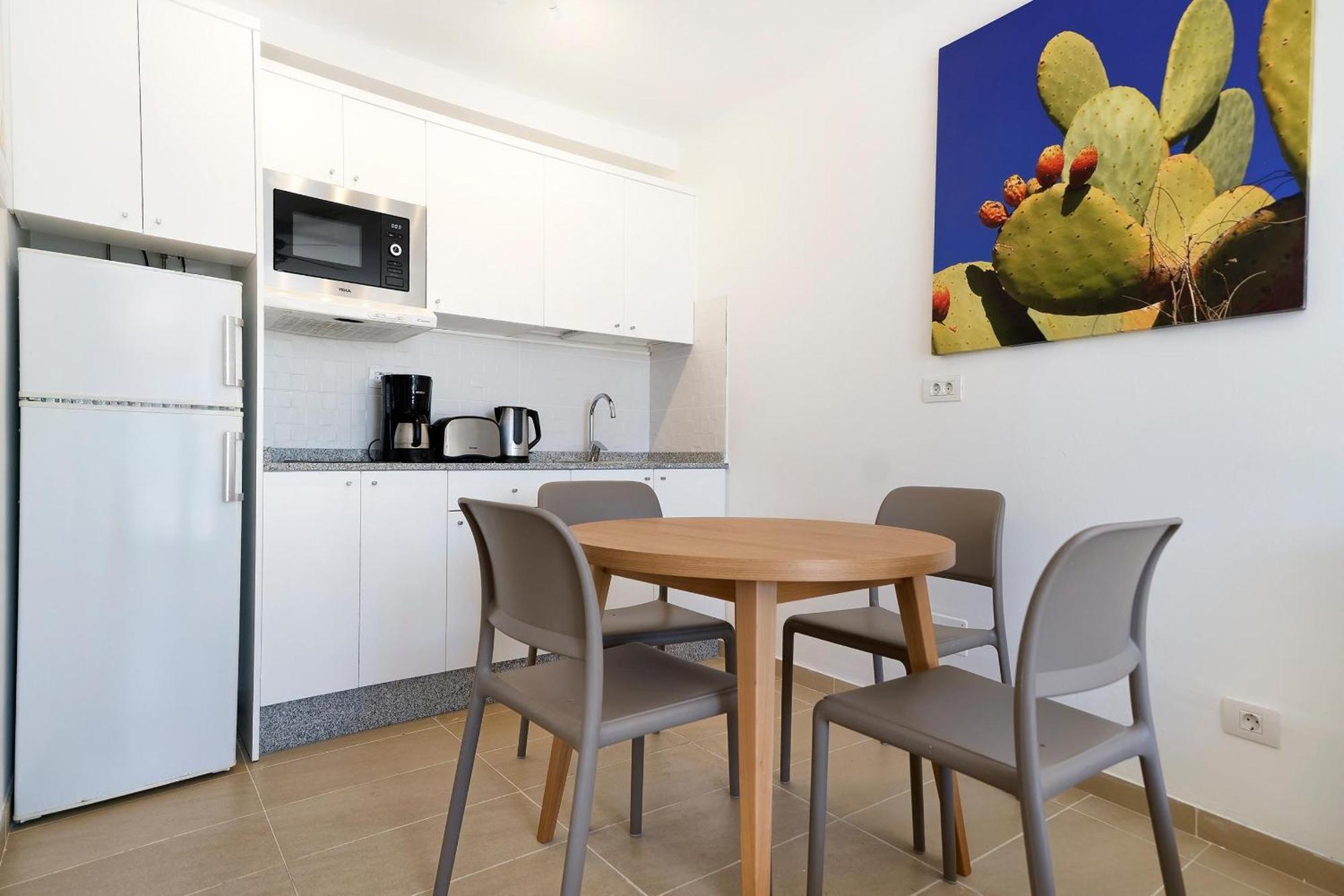 Classic One Bedroom Apartment Balcony Limited Sea View