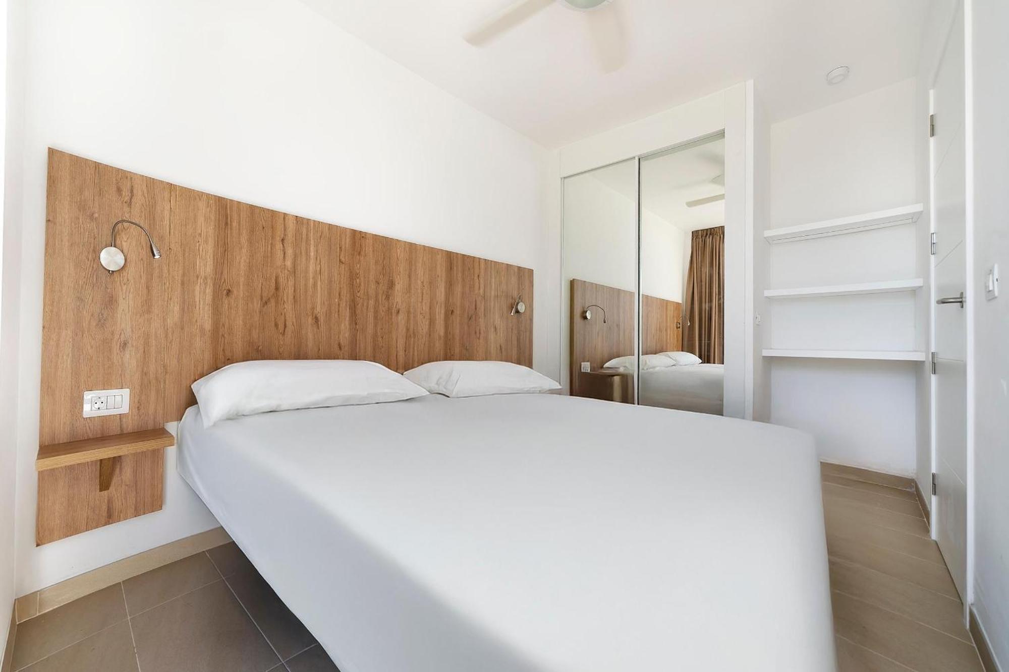 Classic One Bedroom Apartment Balcony Limited Sea View