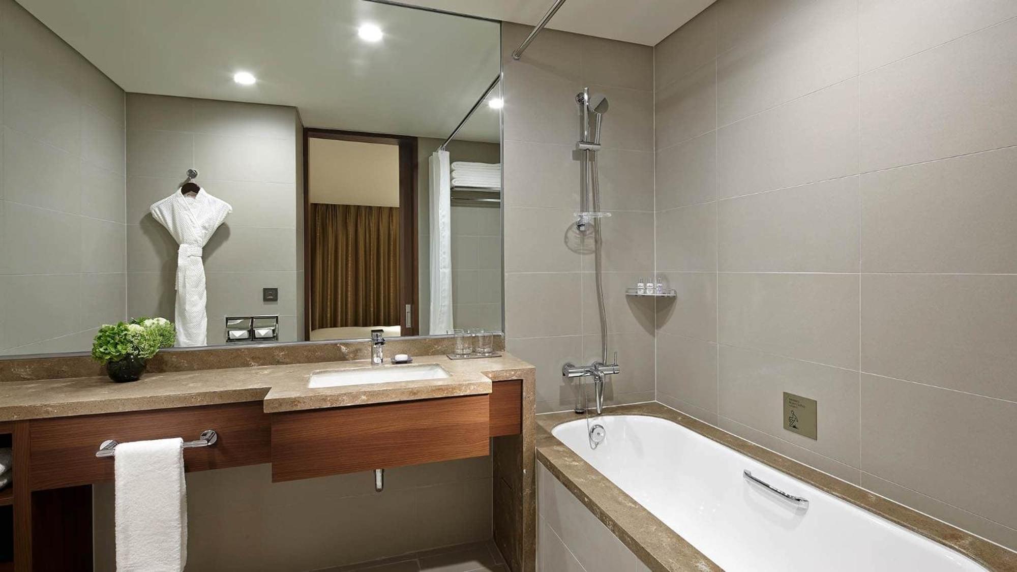 Deluxe Family Twin Room
