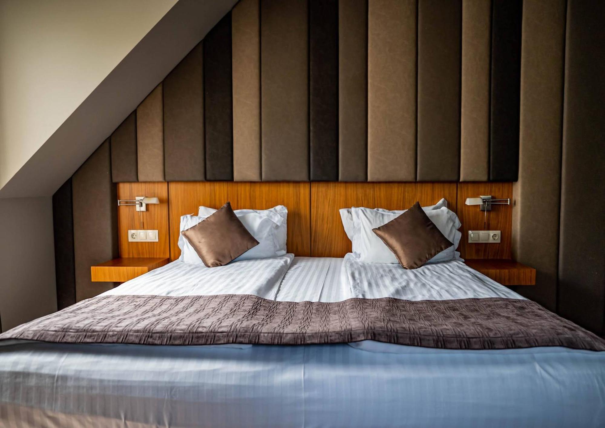 Economy Double Room City View &