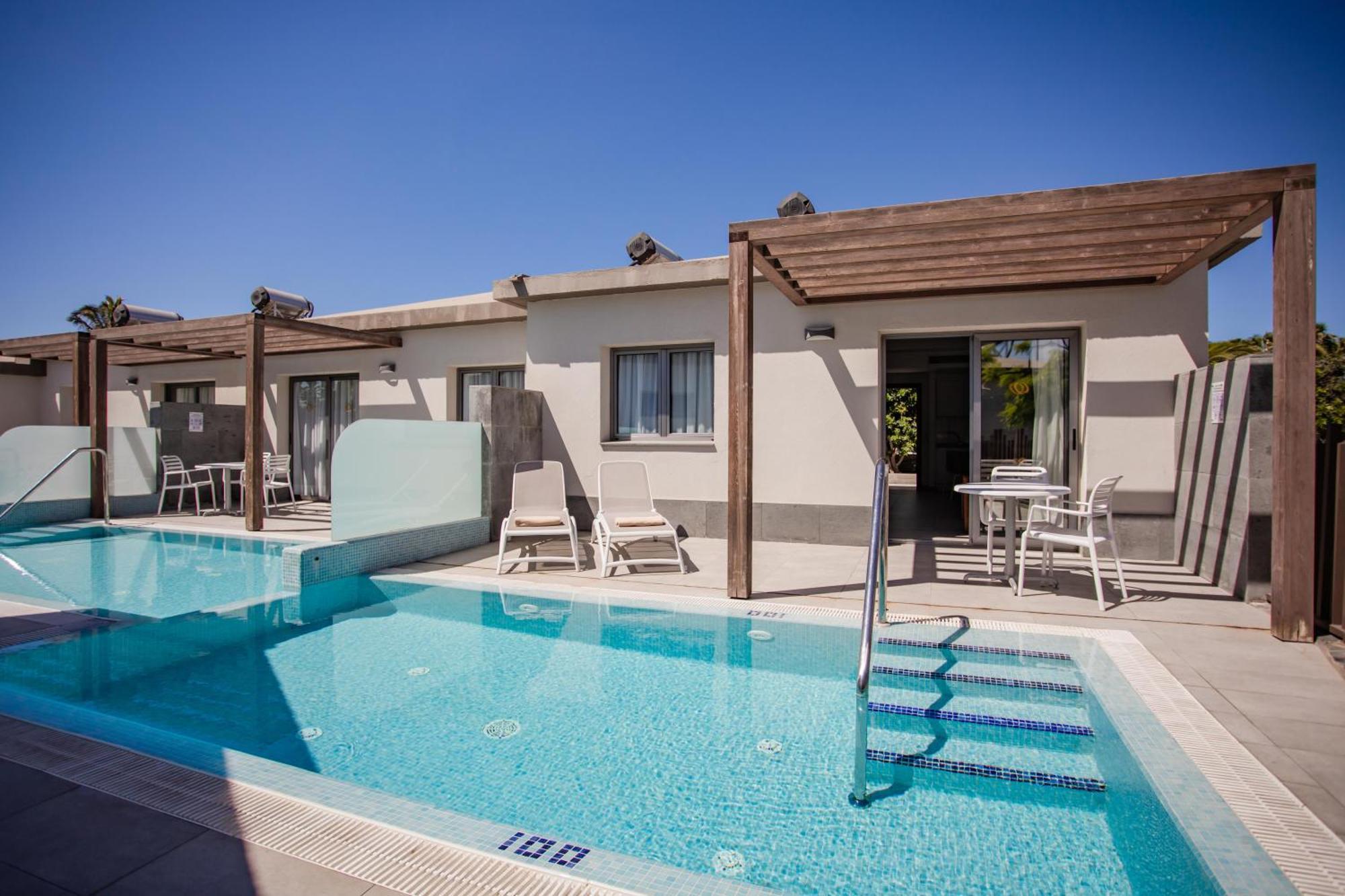 Premium One Bedroom Bungalow Pool Access