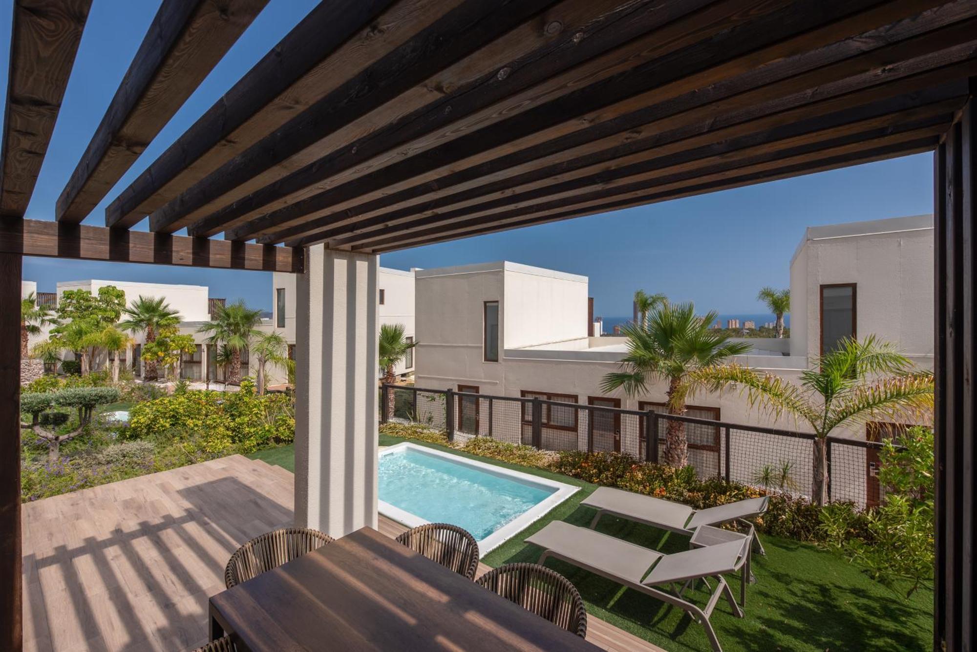 Three-Bedroom Comfort Pool Villa Balcony Resort View