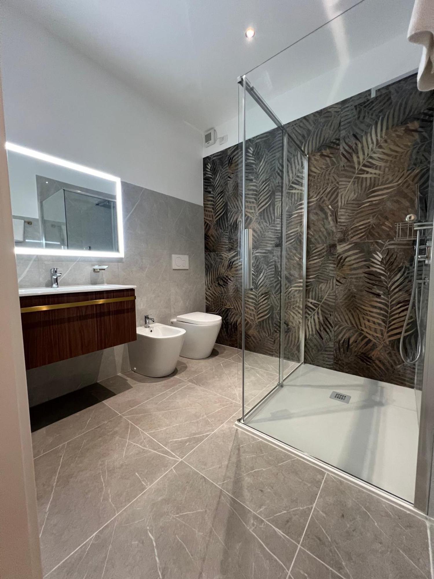 Deluxe Family Suite