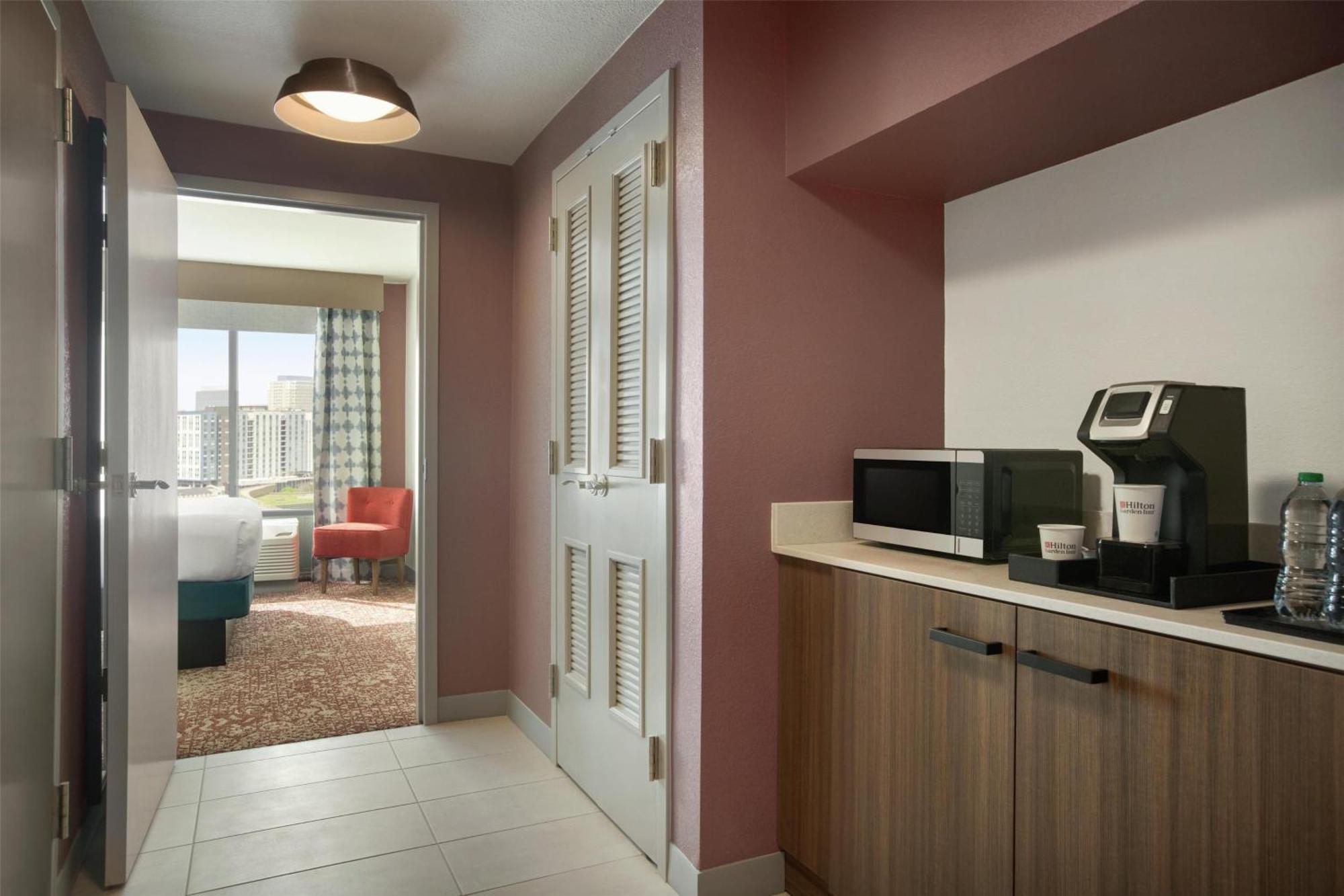 Junior King Suite Seating Area