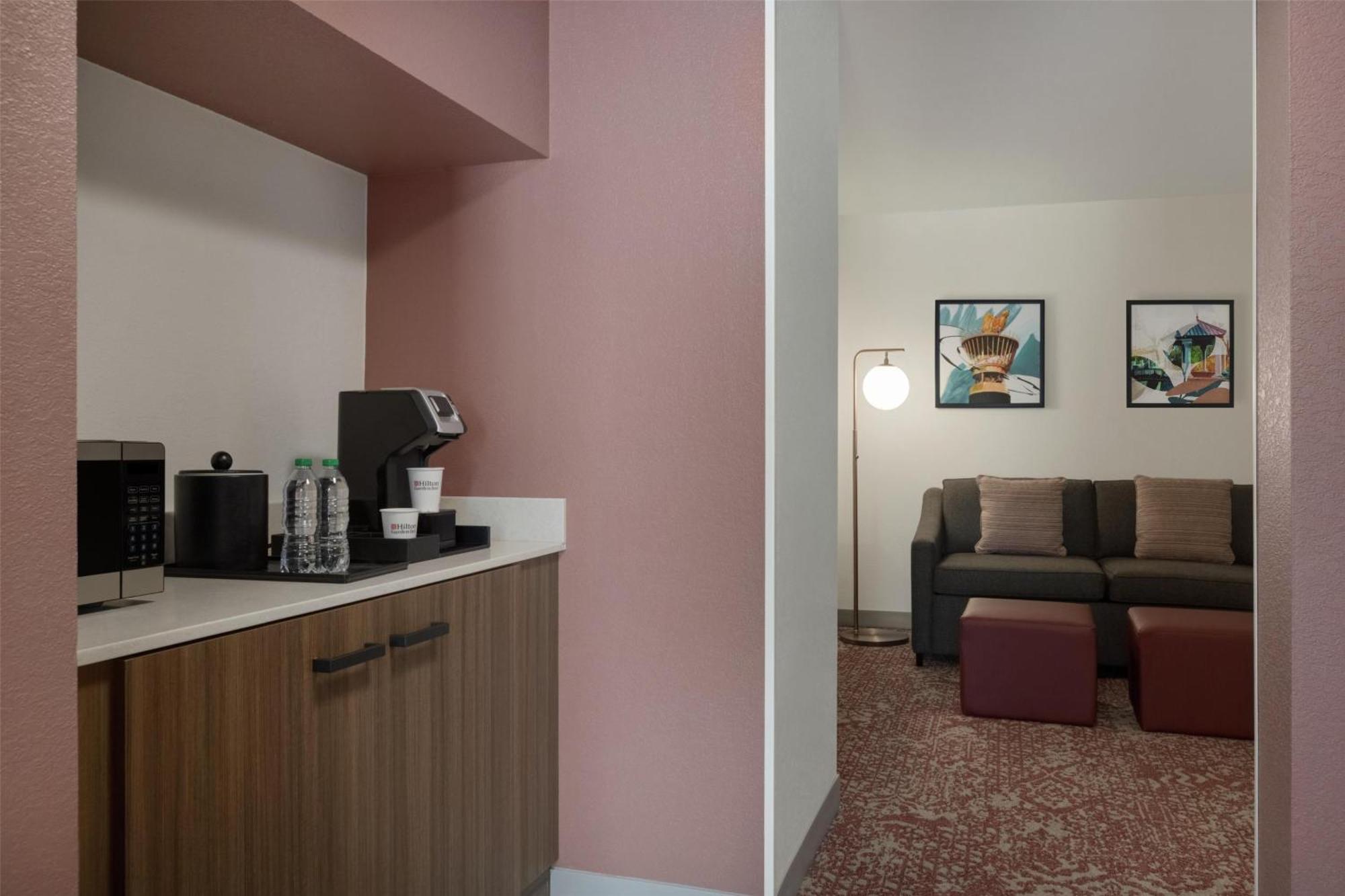 Junior King Suite Seating Area