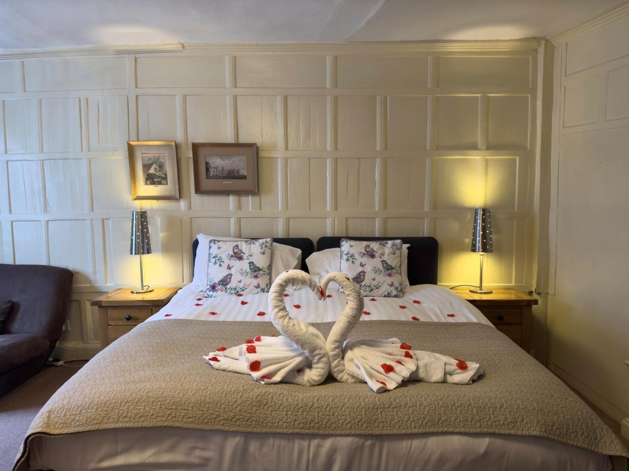 Deluxe King Room