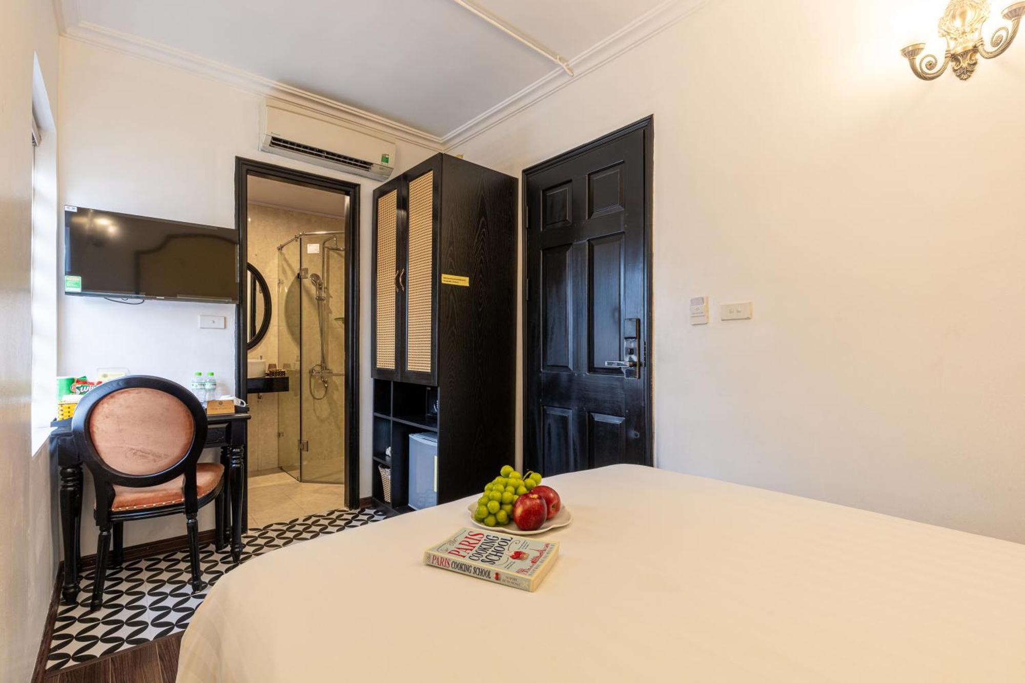 Superior Single Room