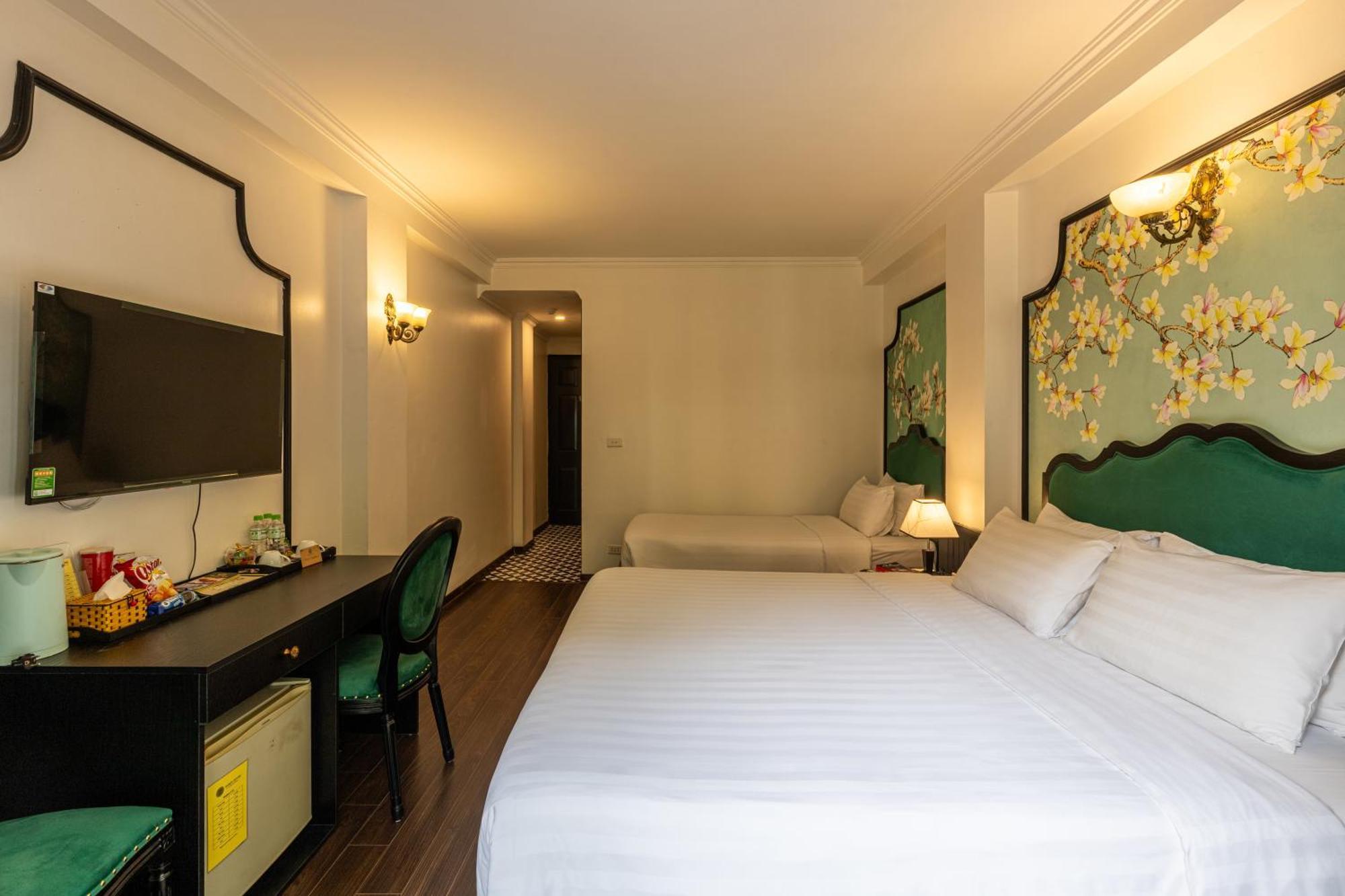 Deluxe Triple Room