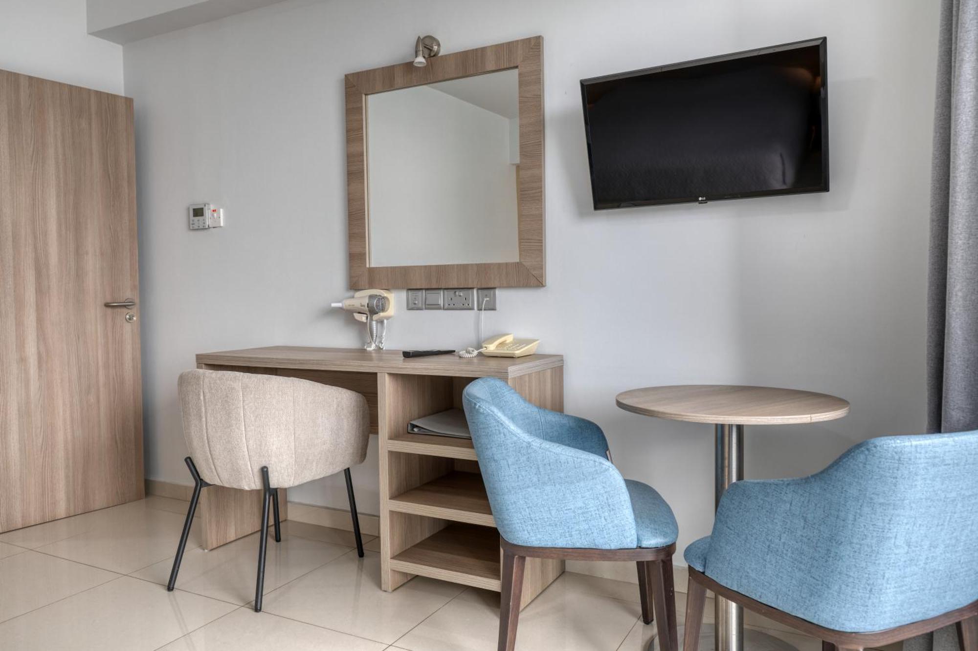One-Bedroom Suite
