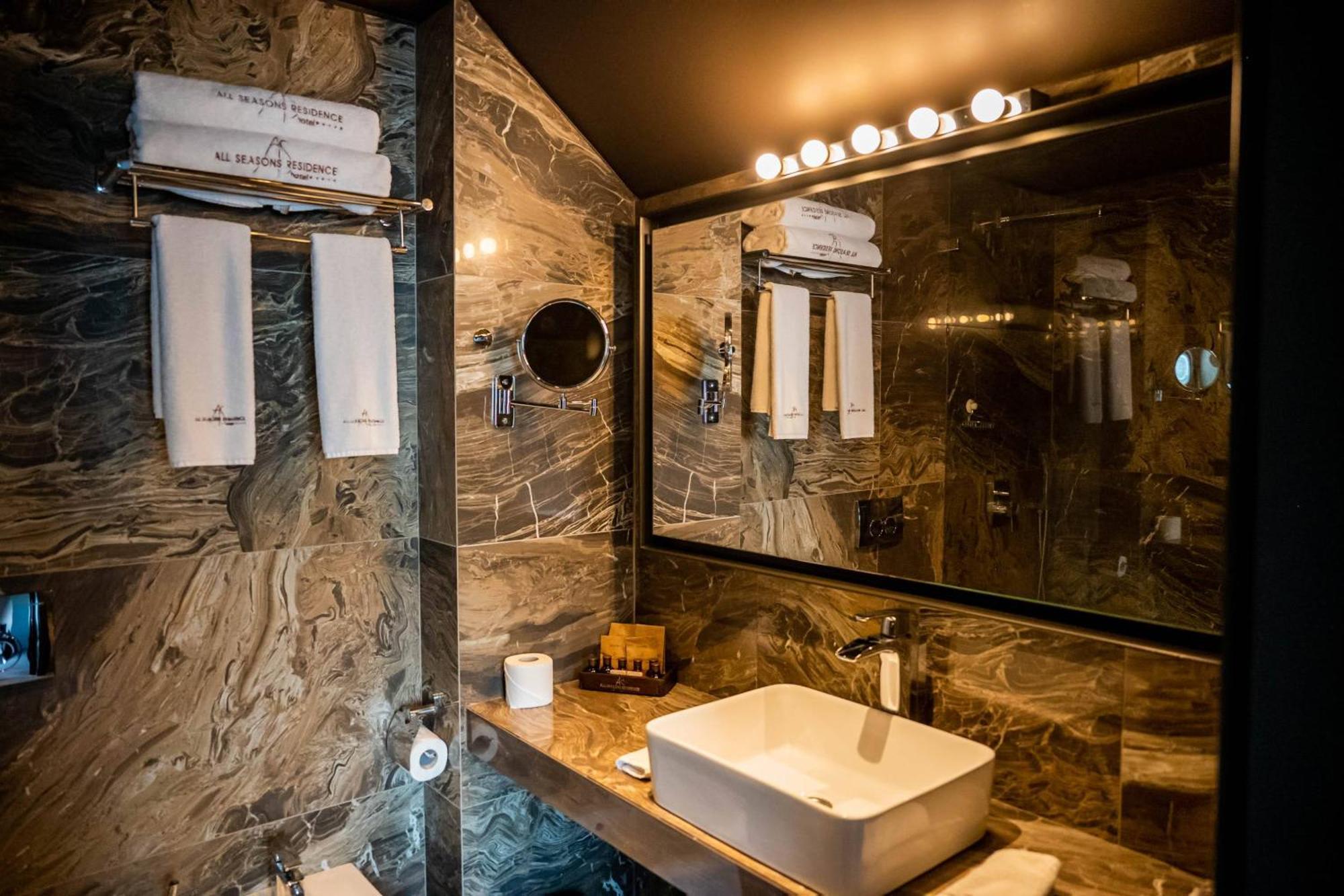 Economy Double Room City View &