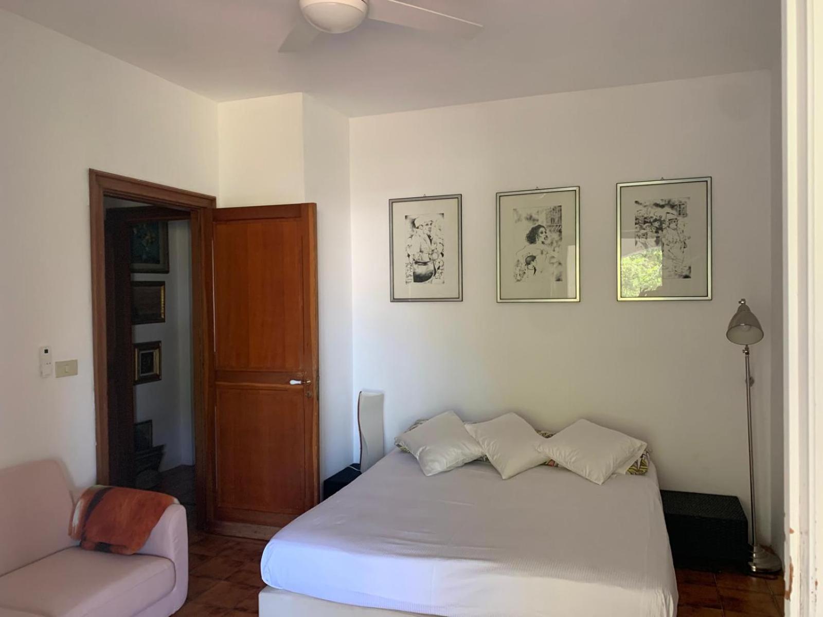 Large Double or Twin Room