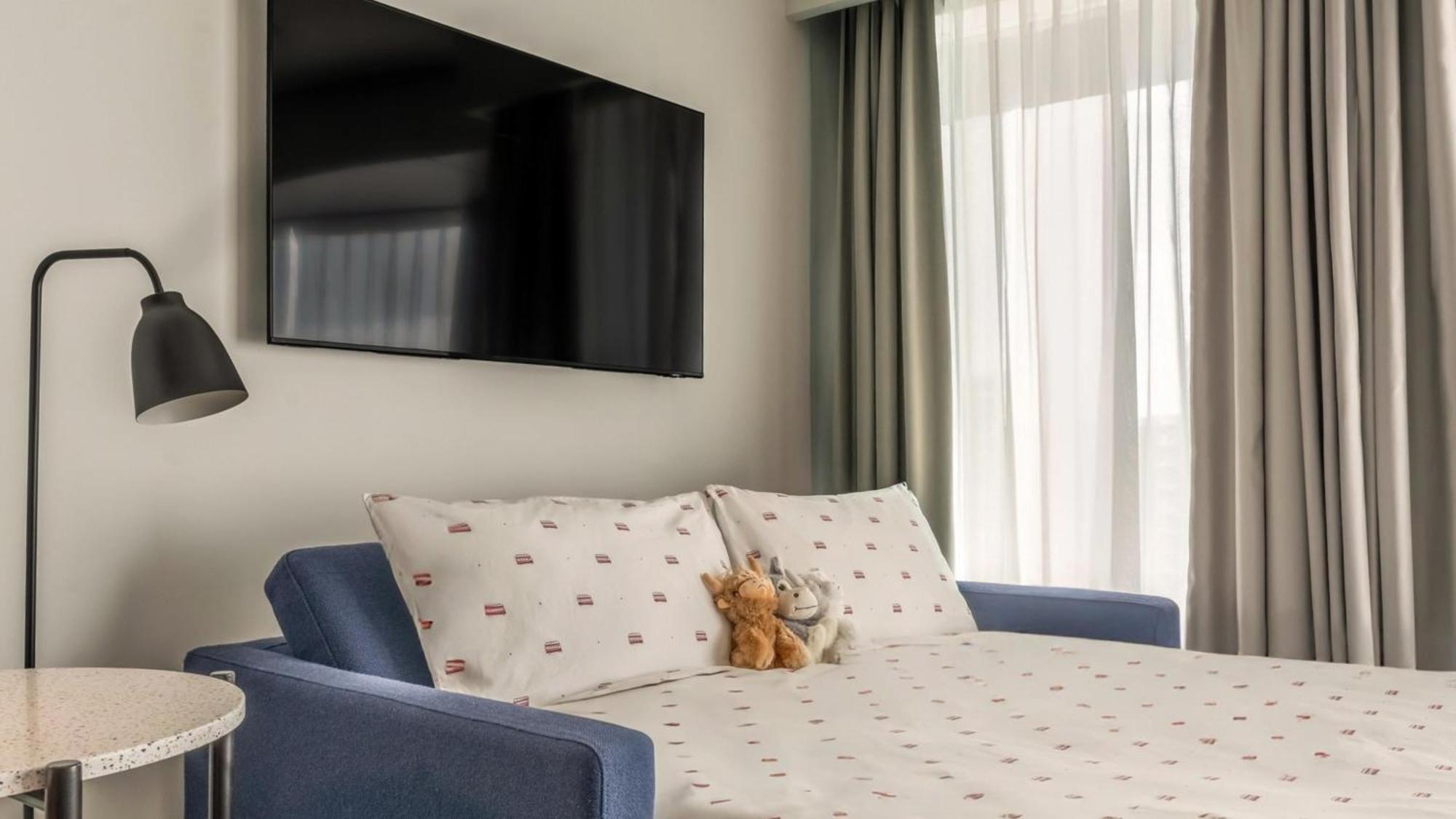 Studio King Suite