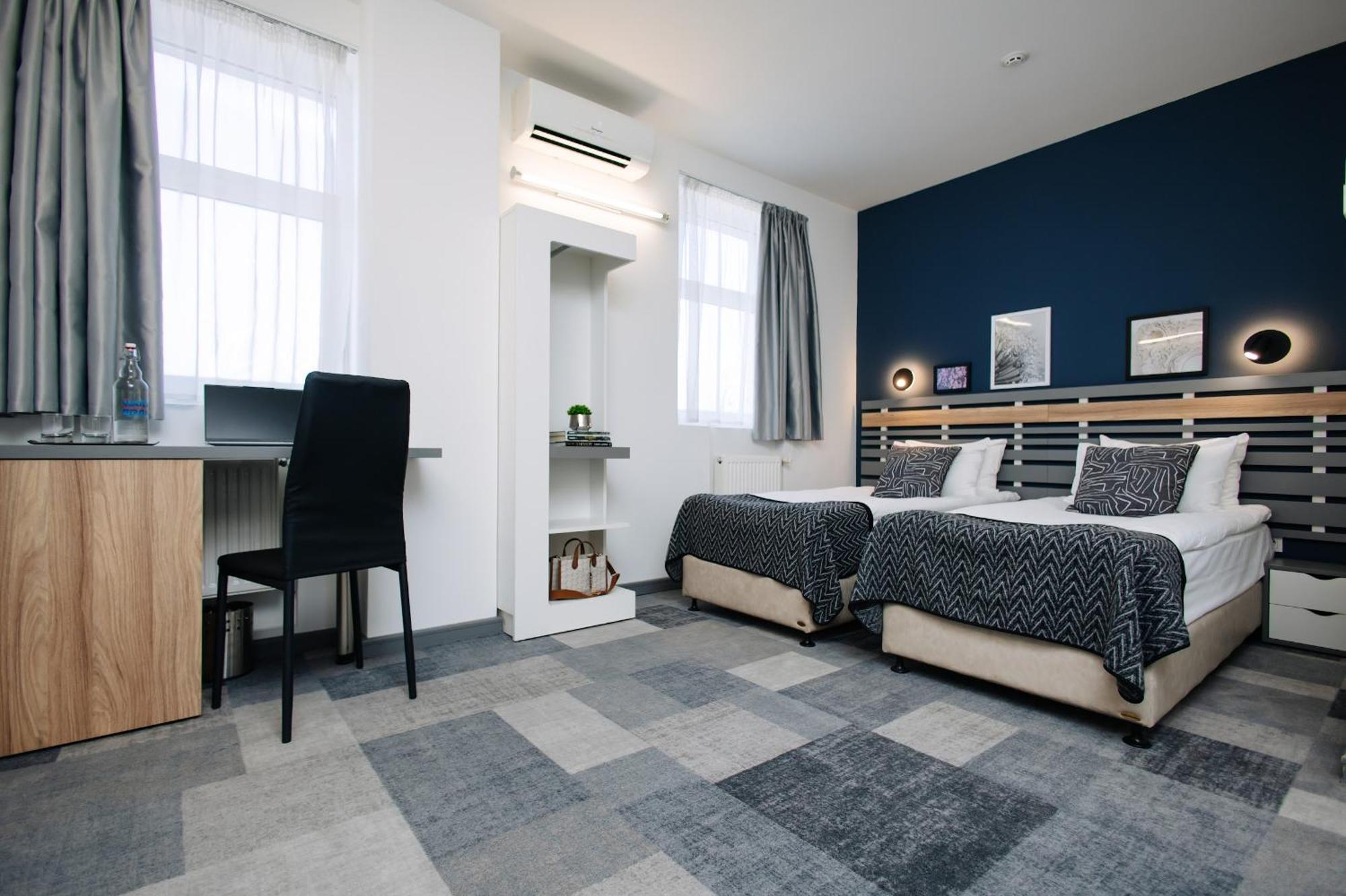Twin Room Extra Bed