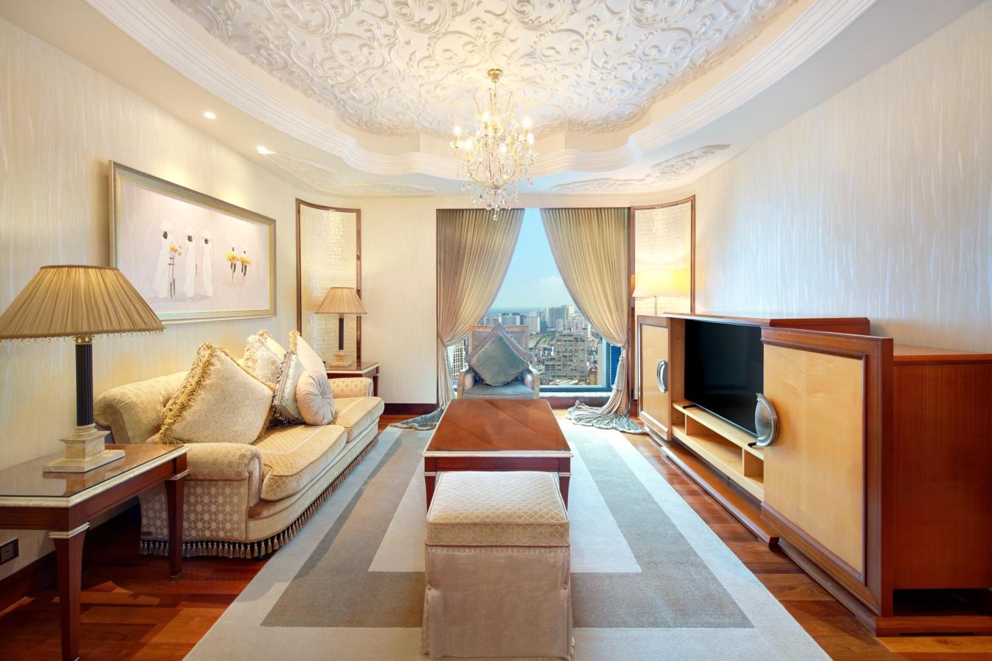 Executive Suite High Floor Executive Lounge Access