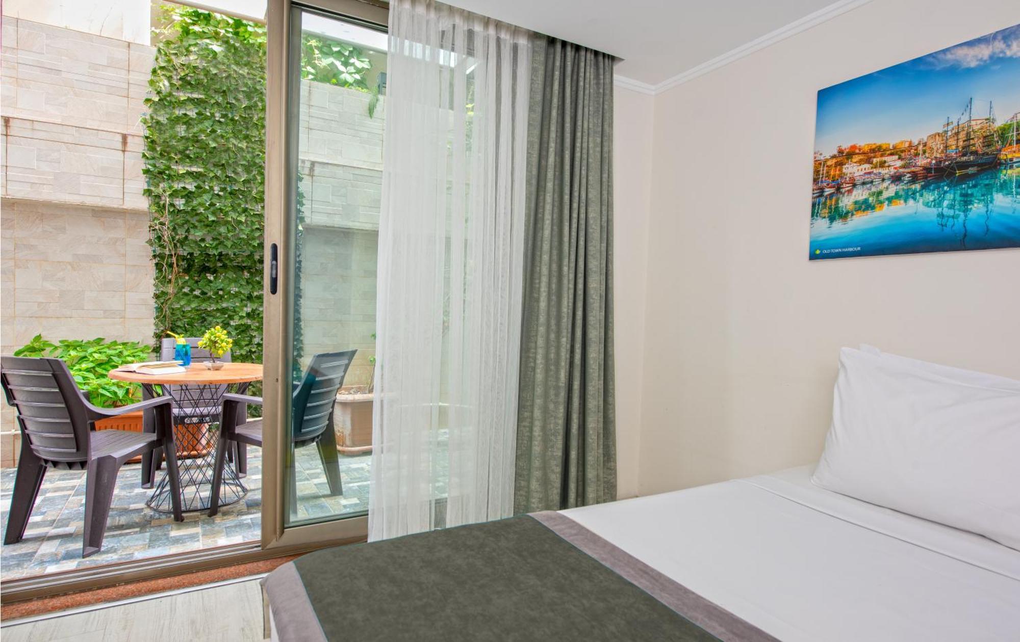 Economy Quadruple Room