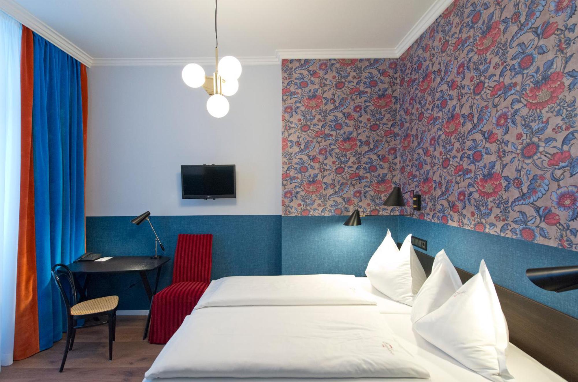 Classic Double Room