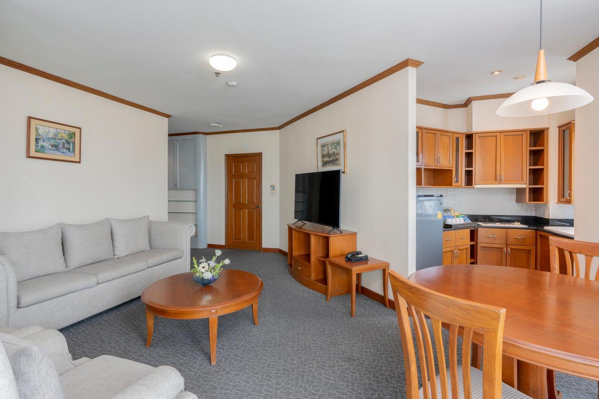 Two-Bedroom Executive Suite