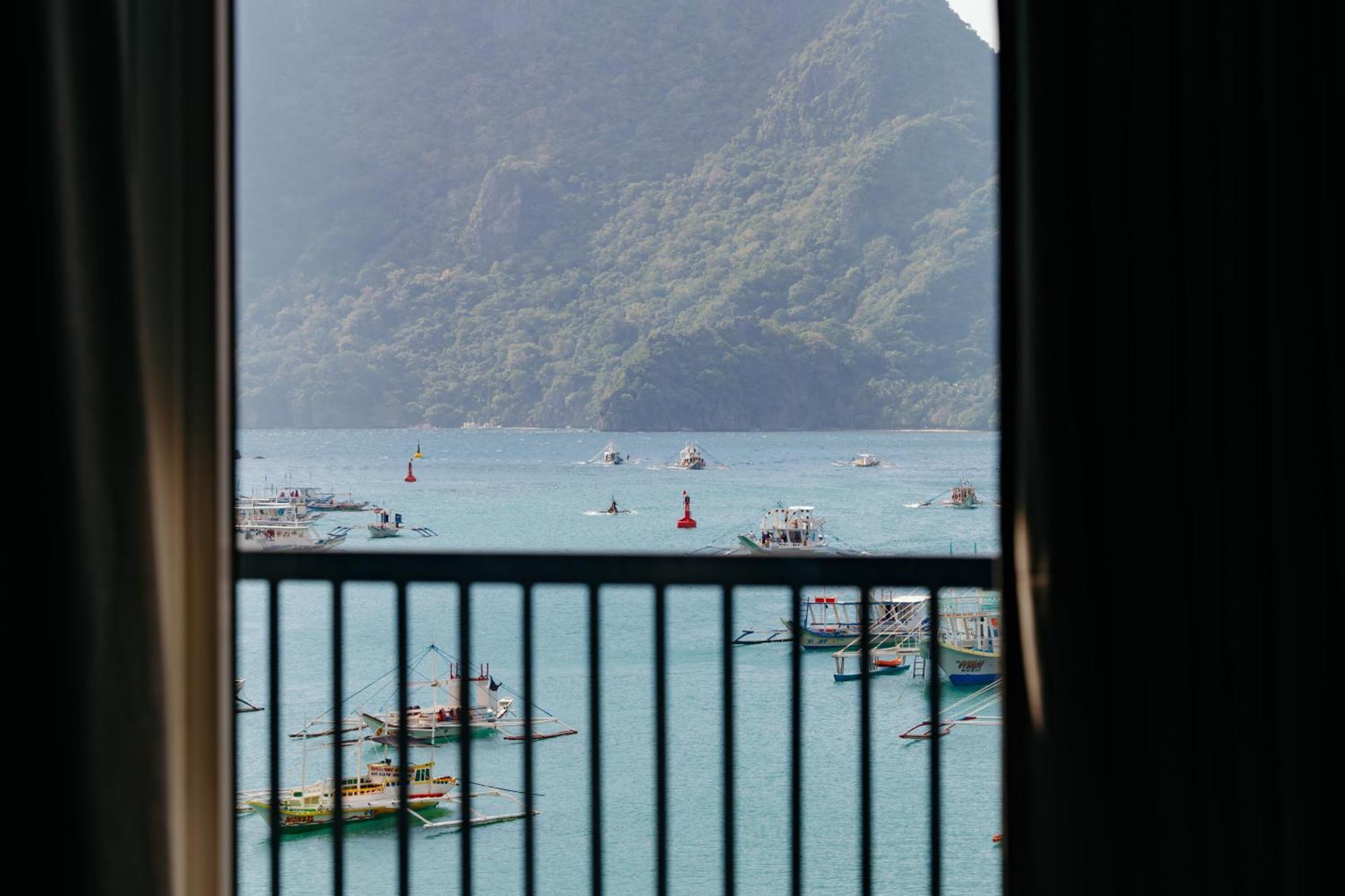 Executive Suite Sea View