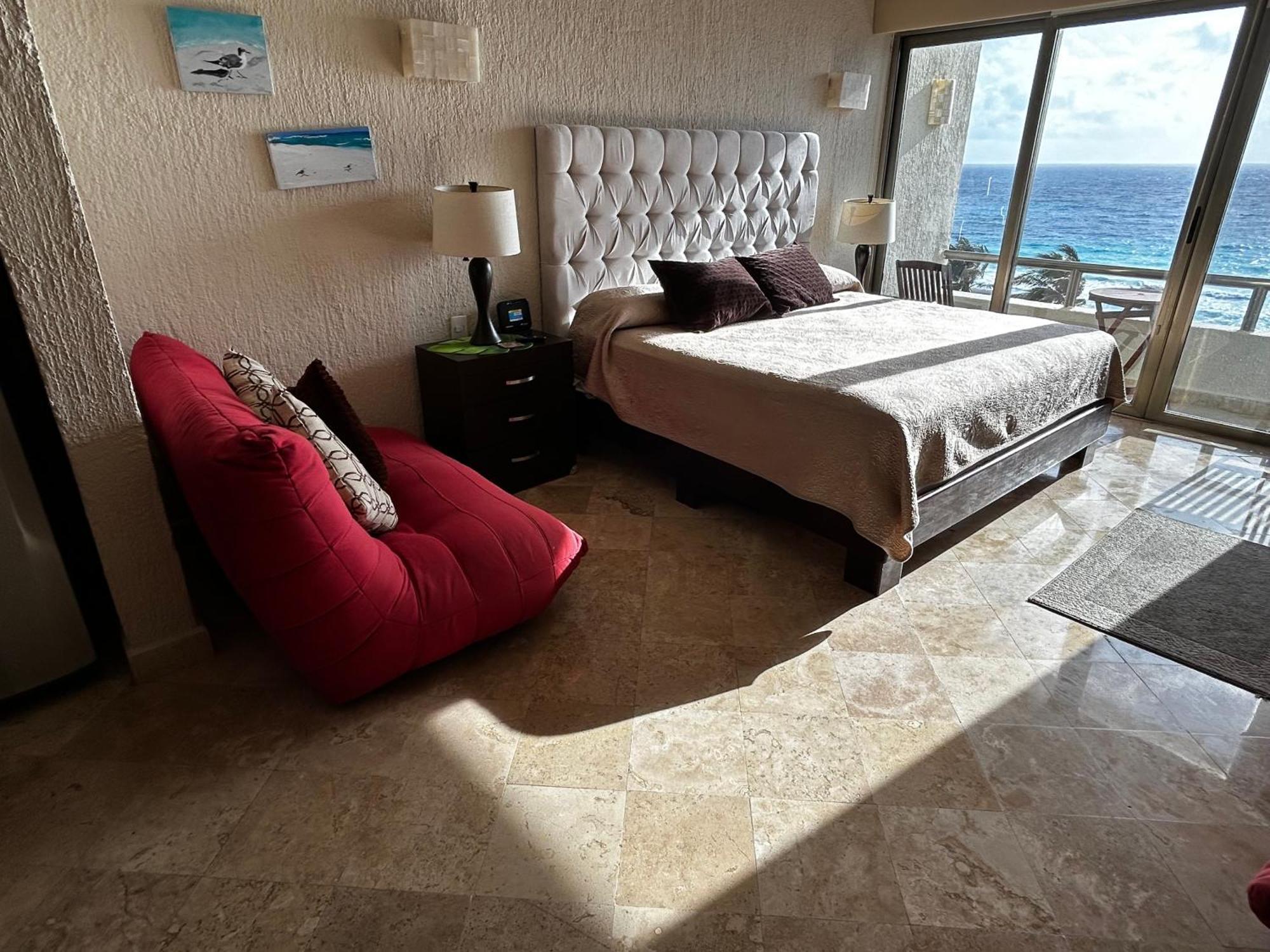 Studio Sea View