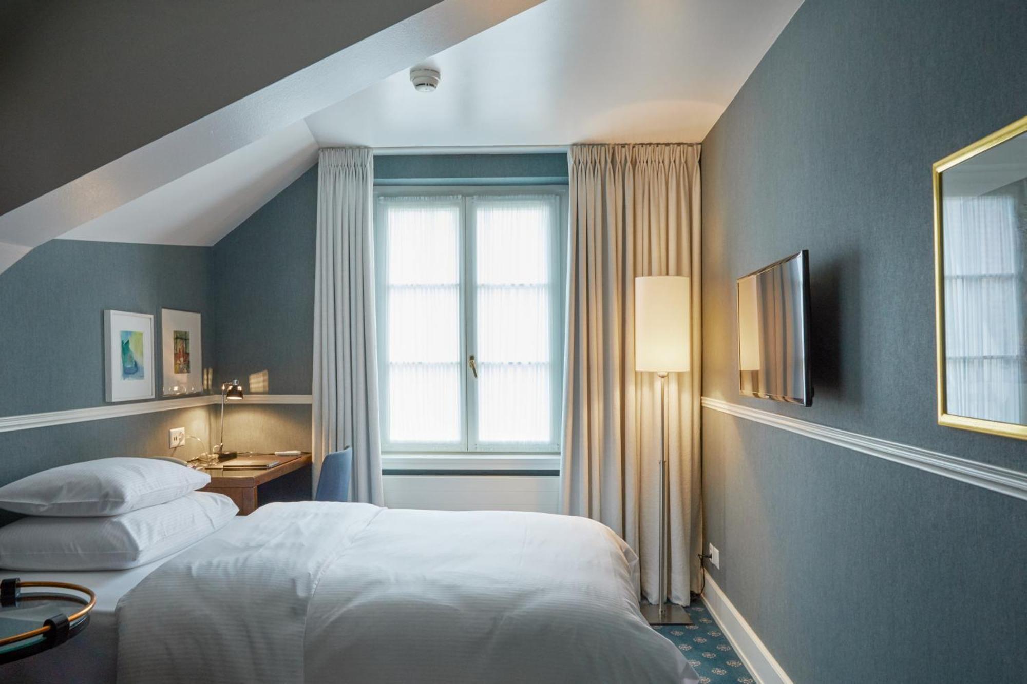 Classic Single Room