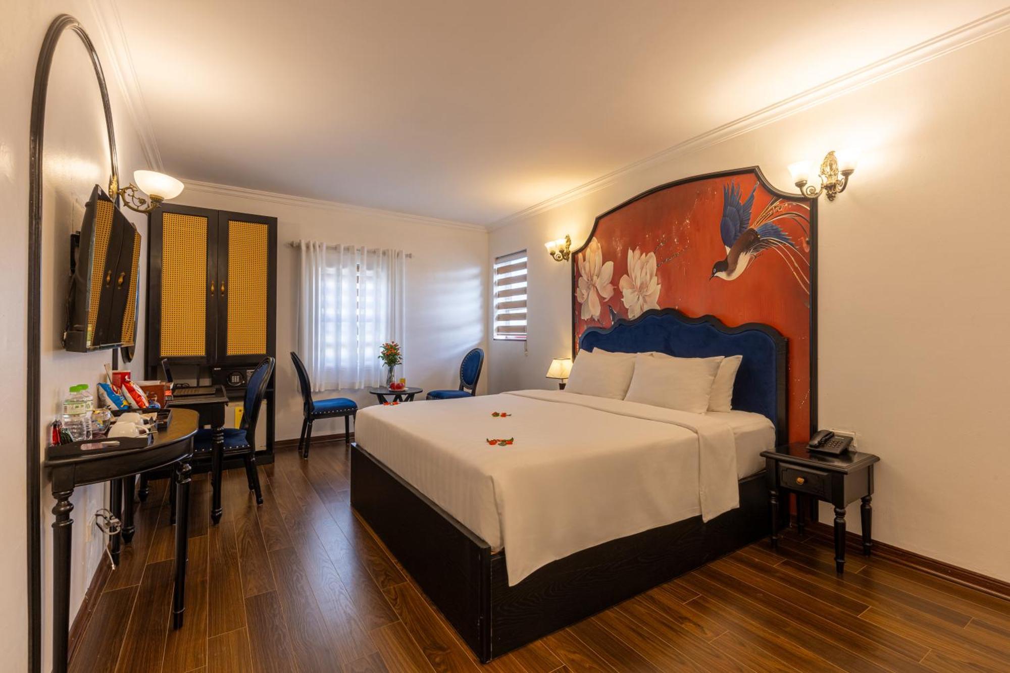 Deluxe Double or Twin Room