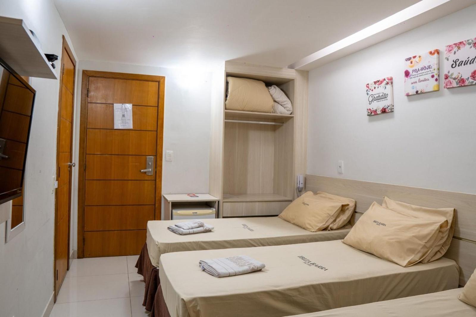 Quarto Triplo Solteiro