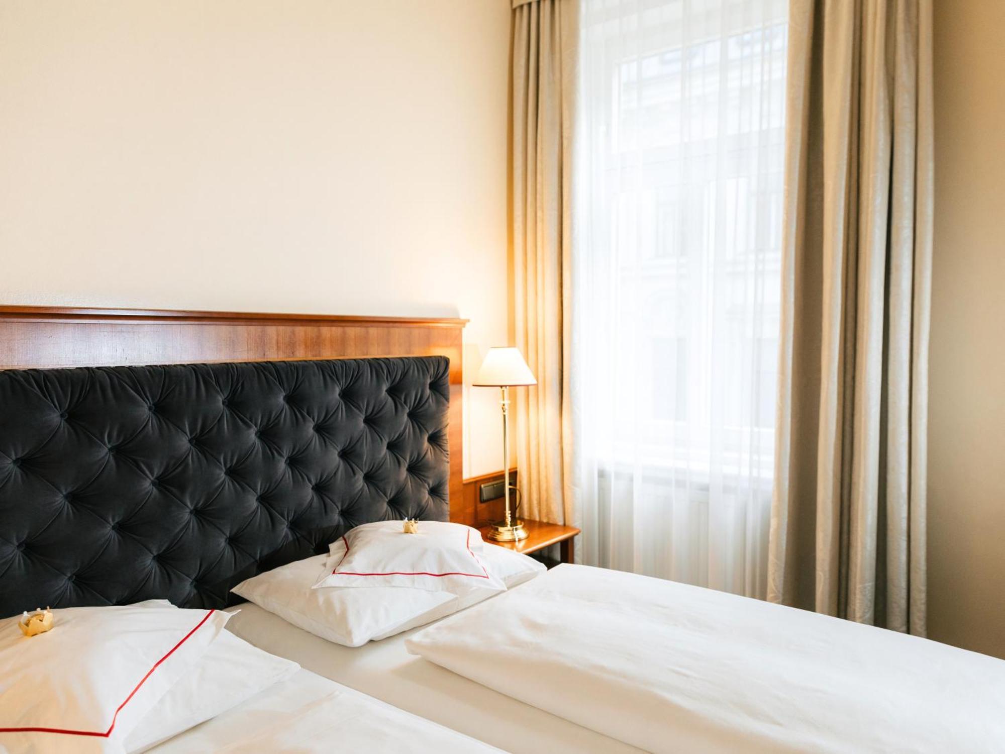 Classic Double or Twin Room extra bed