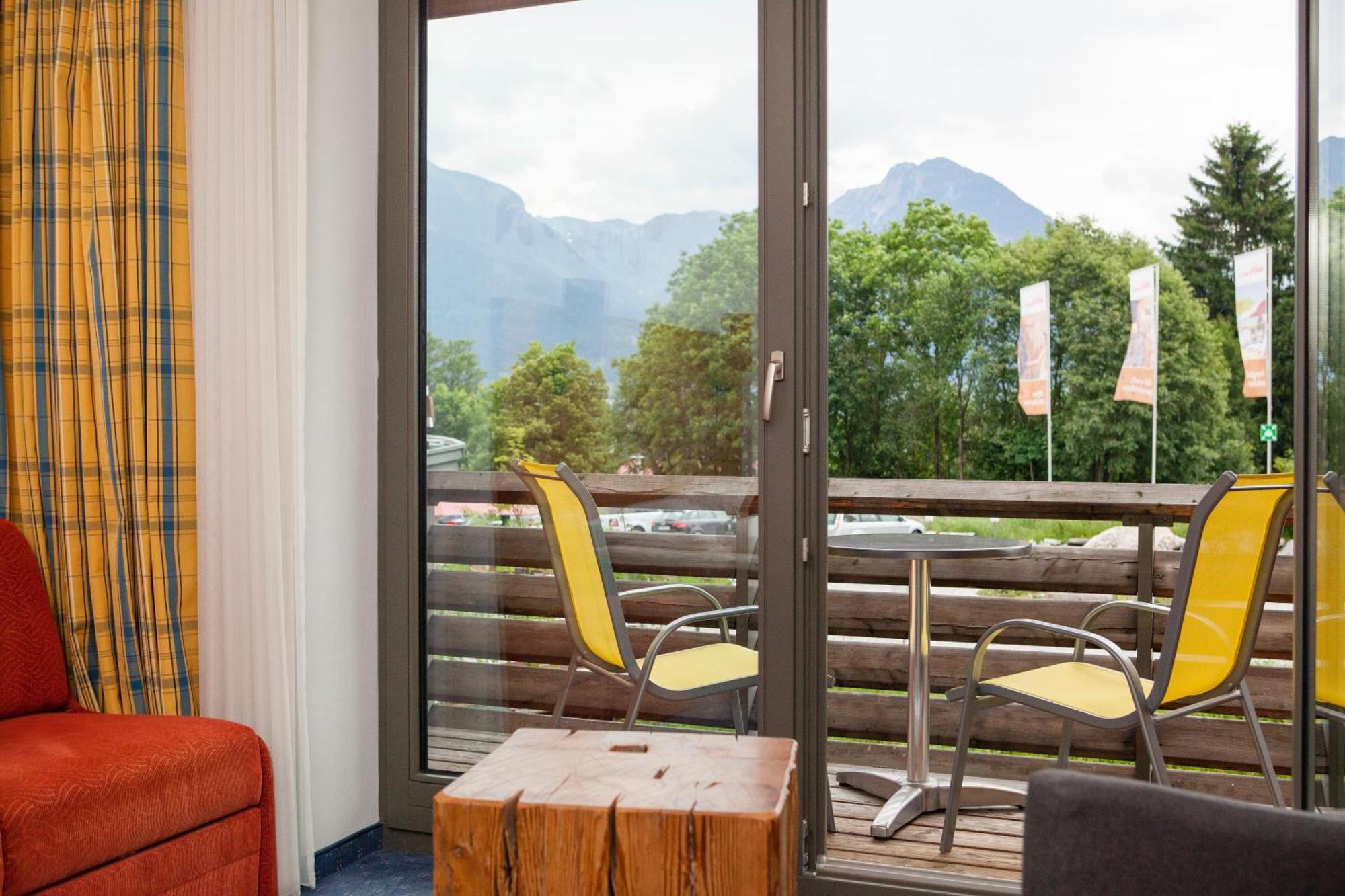 Double Room Mountain View & Balcony
