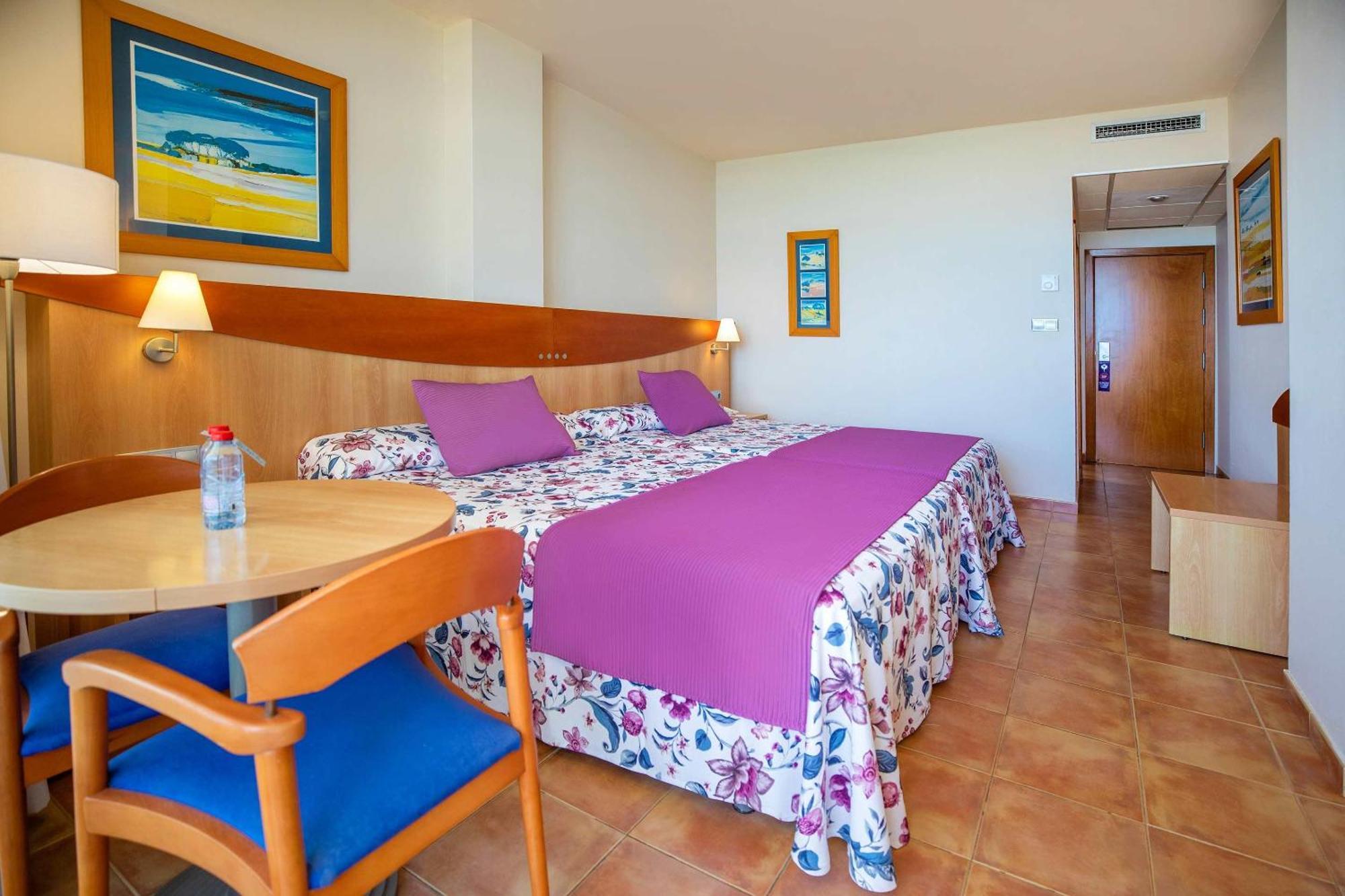 Twin Room Sea View