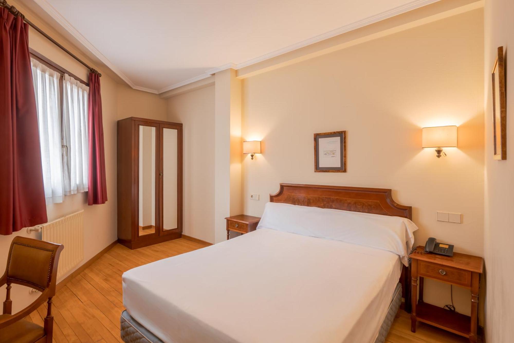 Chambre Double ou Lits Jumeaux