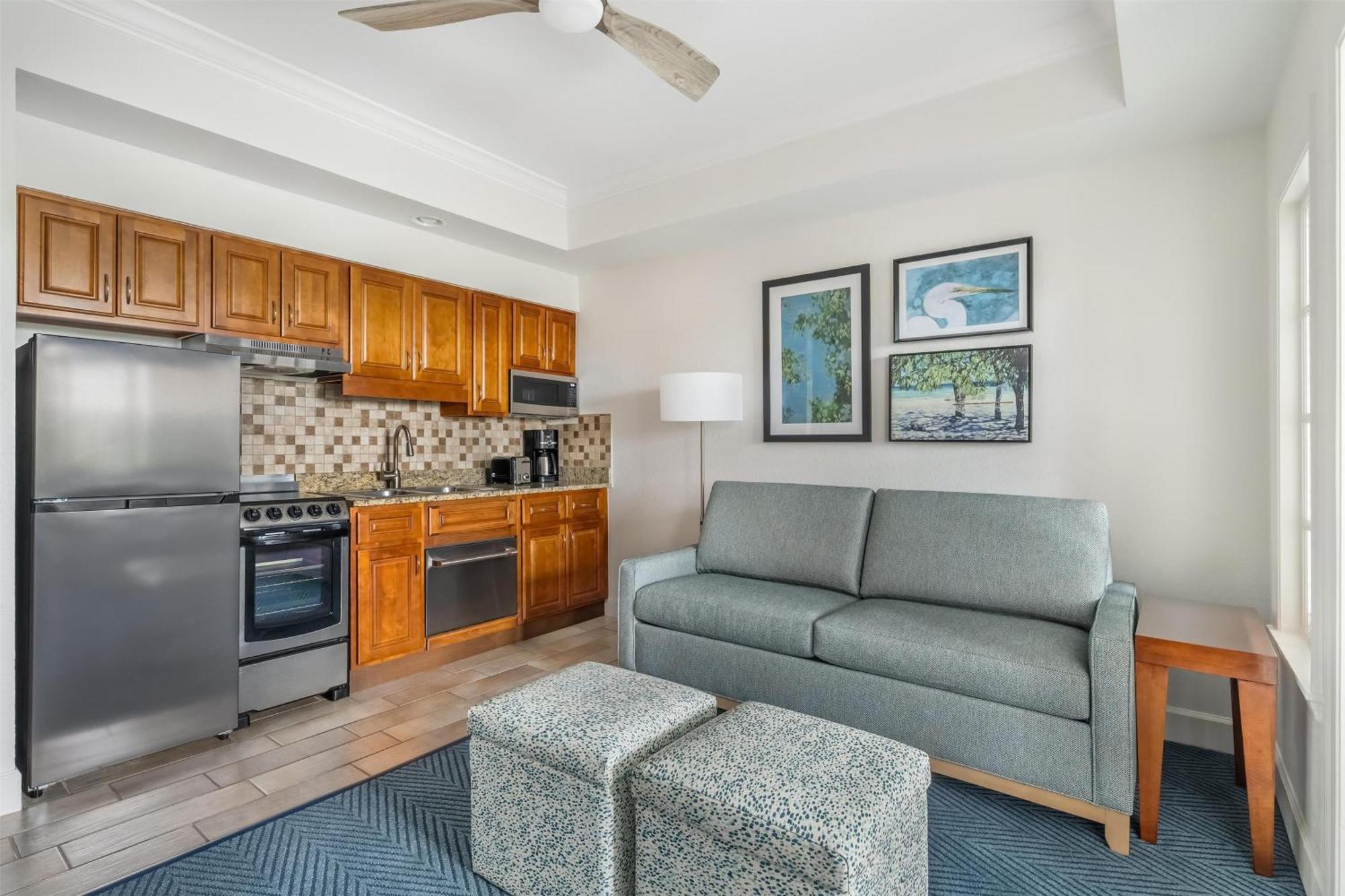 One-Bedroom King Suite Sofa Bed