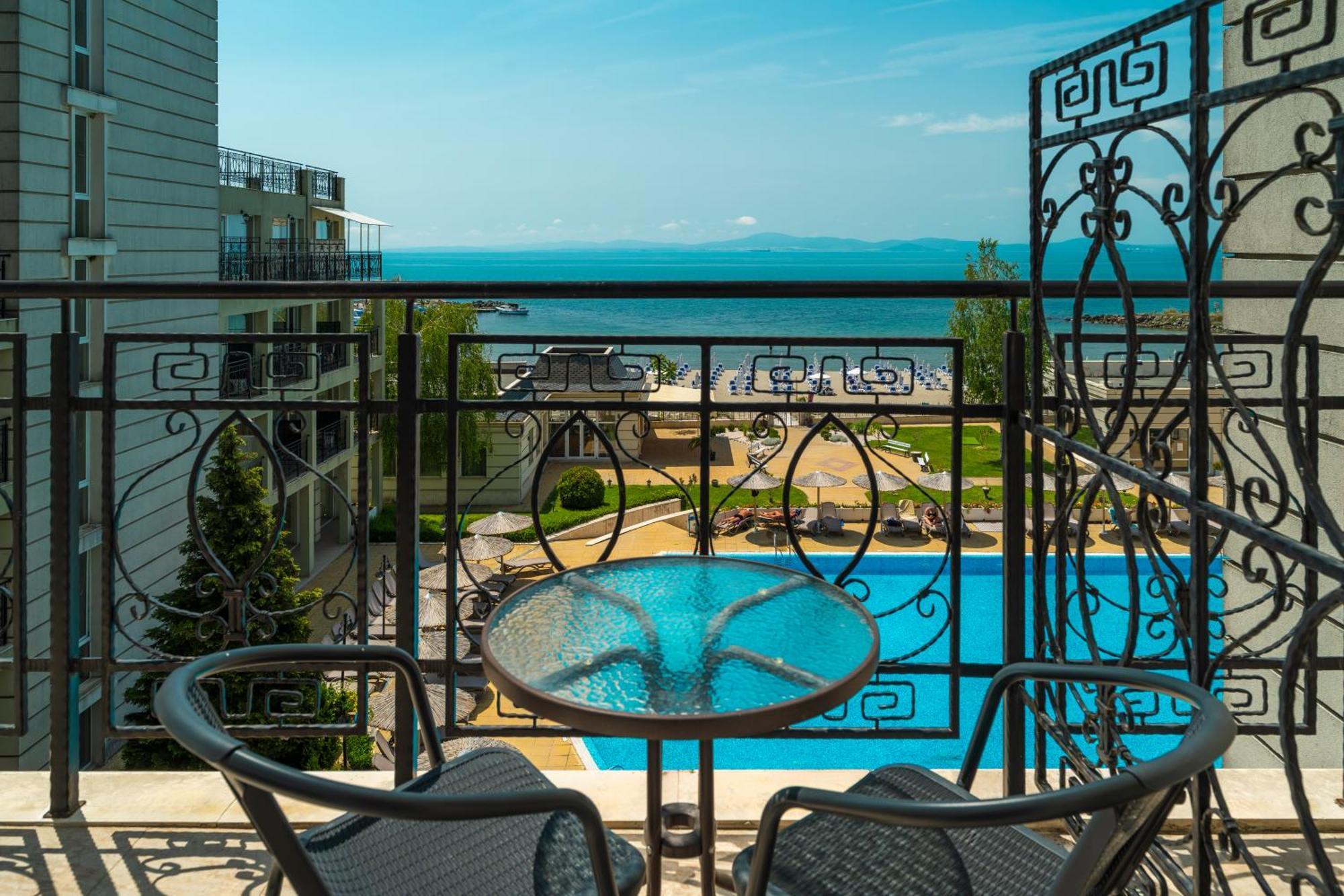 Classic Sea View