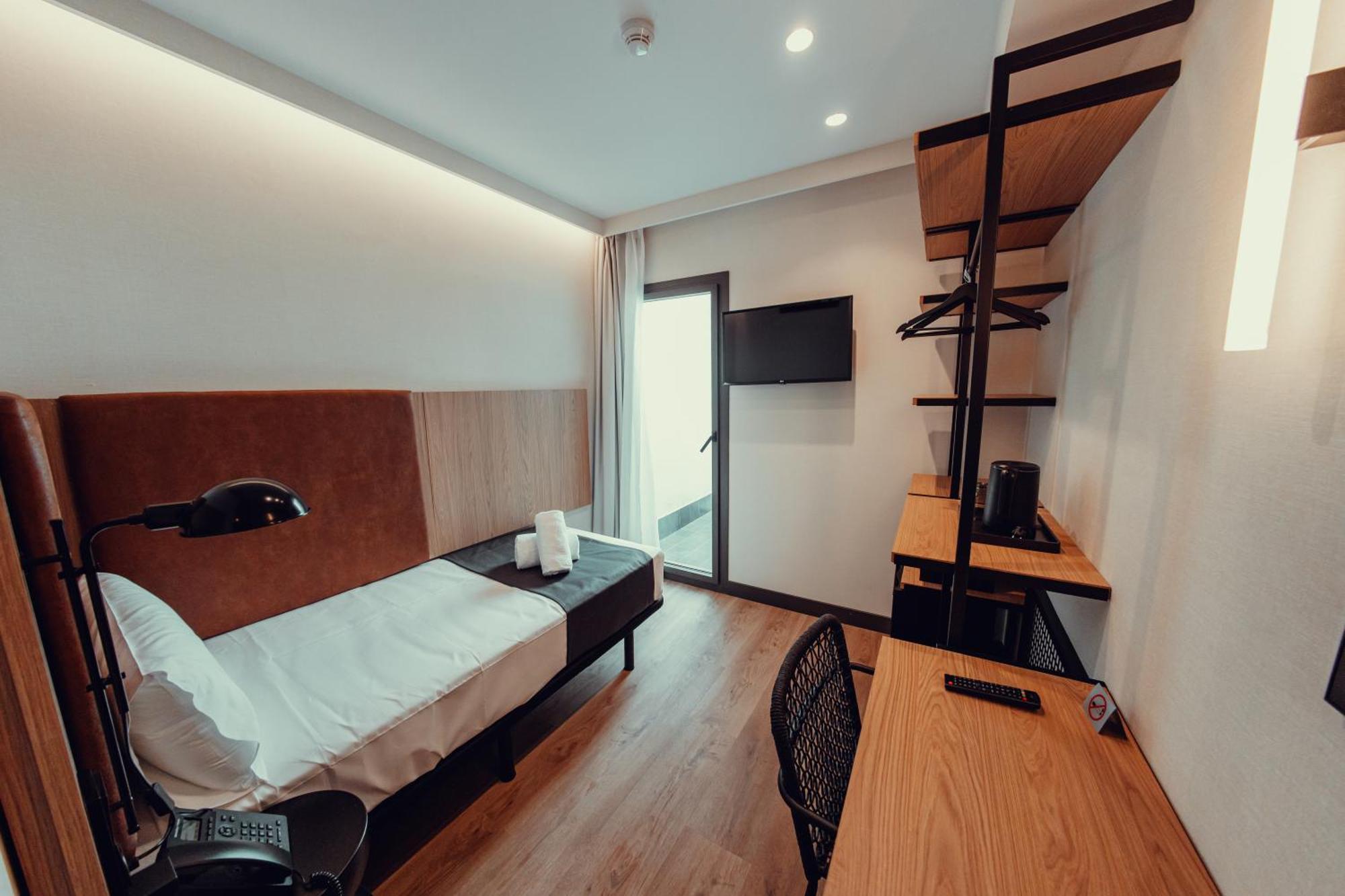 Basic Single Room