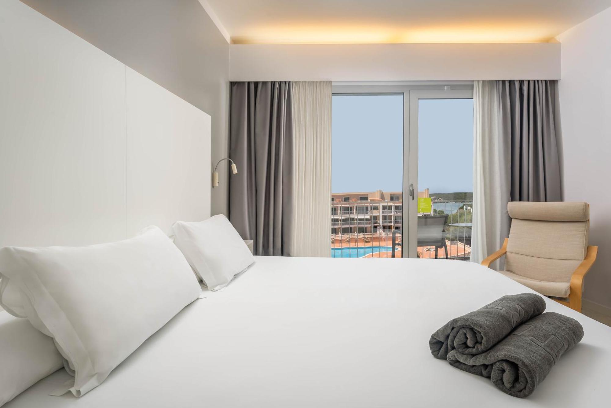 Double Room Side Sea View