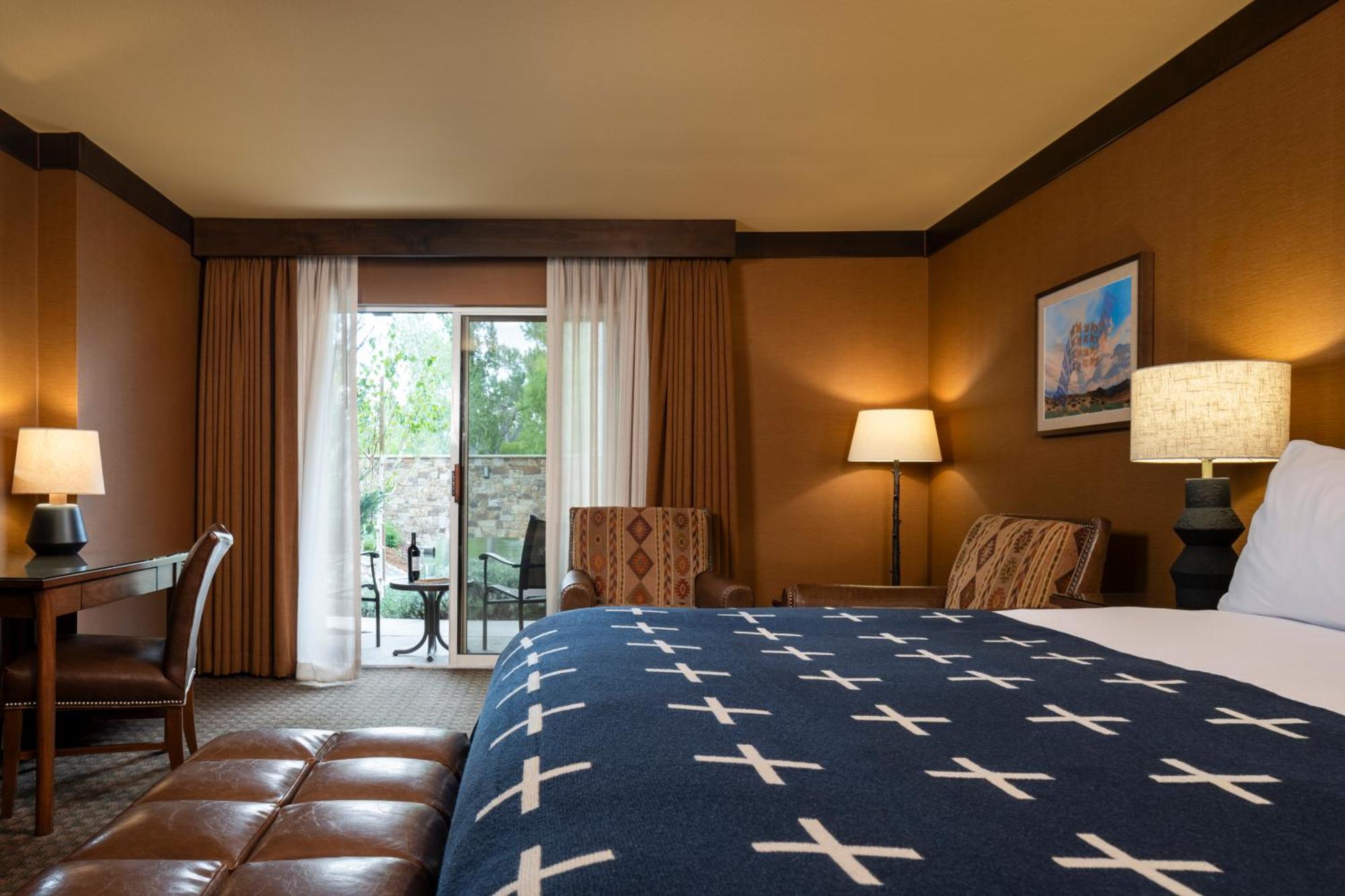 Triple Room,1697920186:JPEG