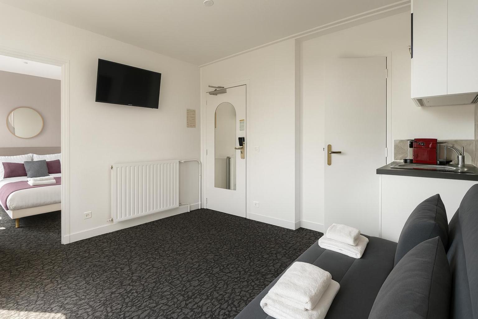 Family Suite Kitchenette