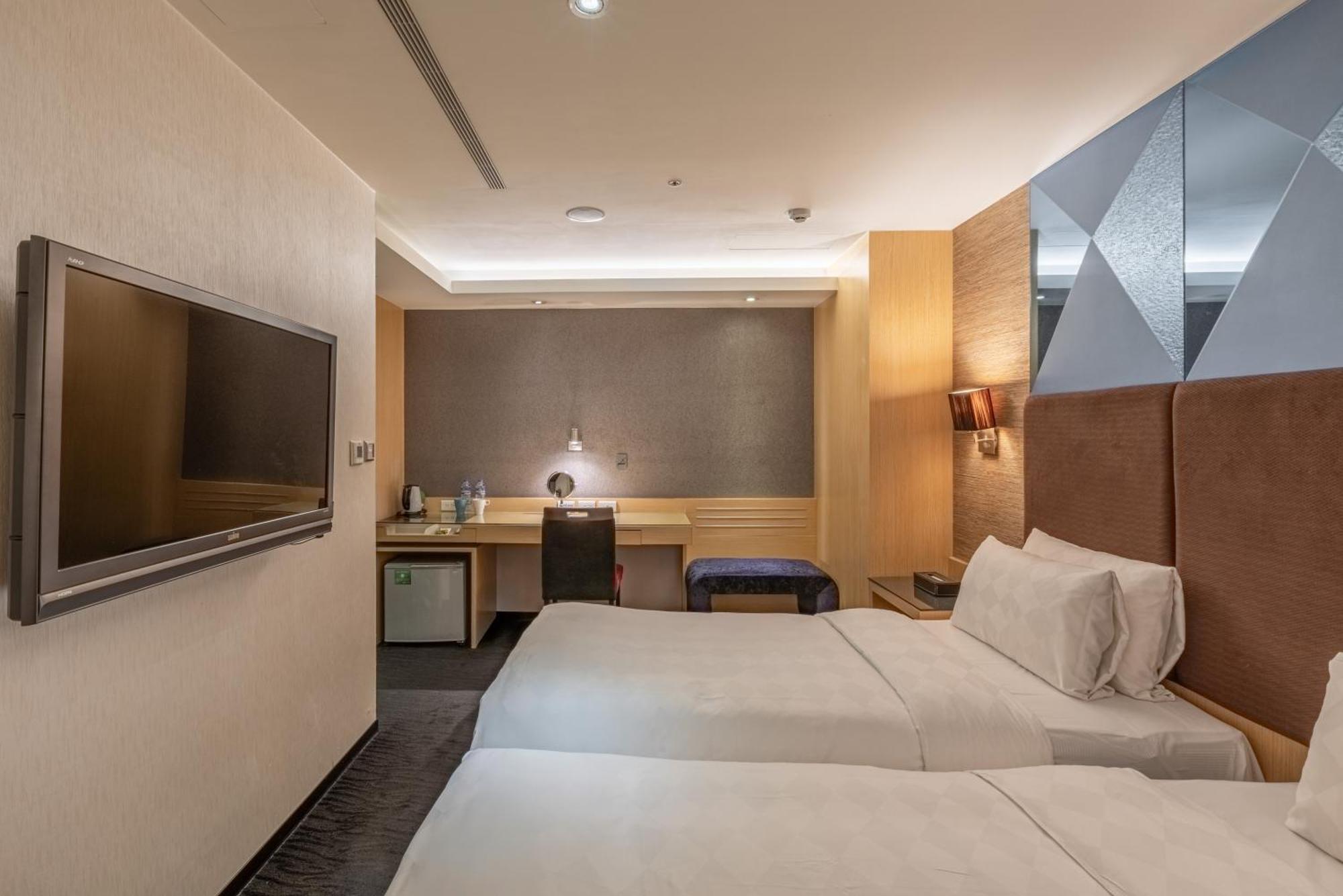 Classic Twin Room
