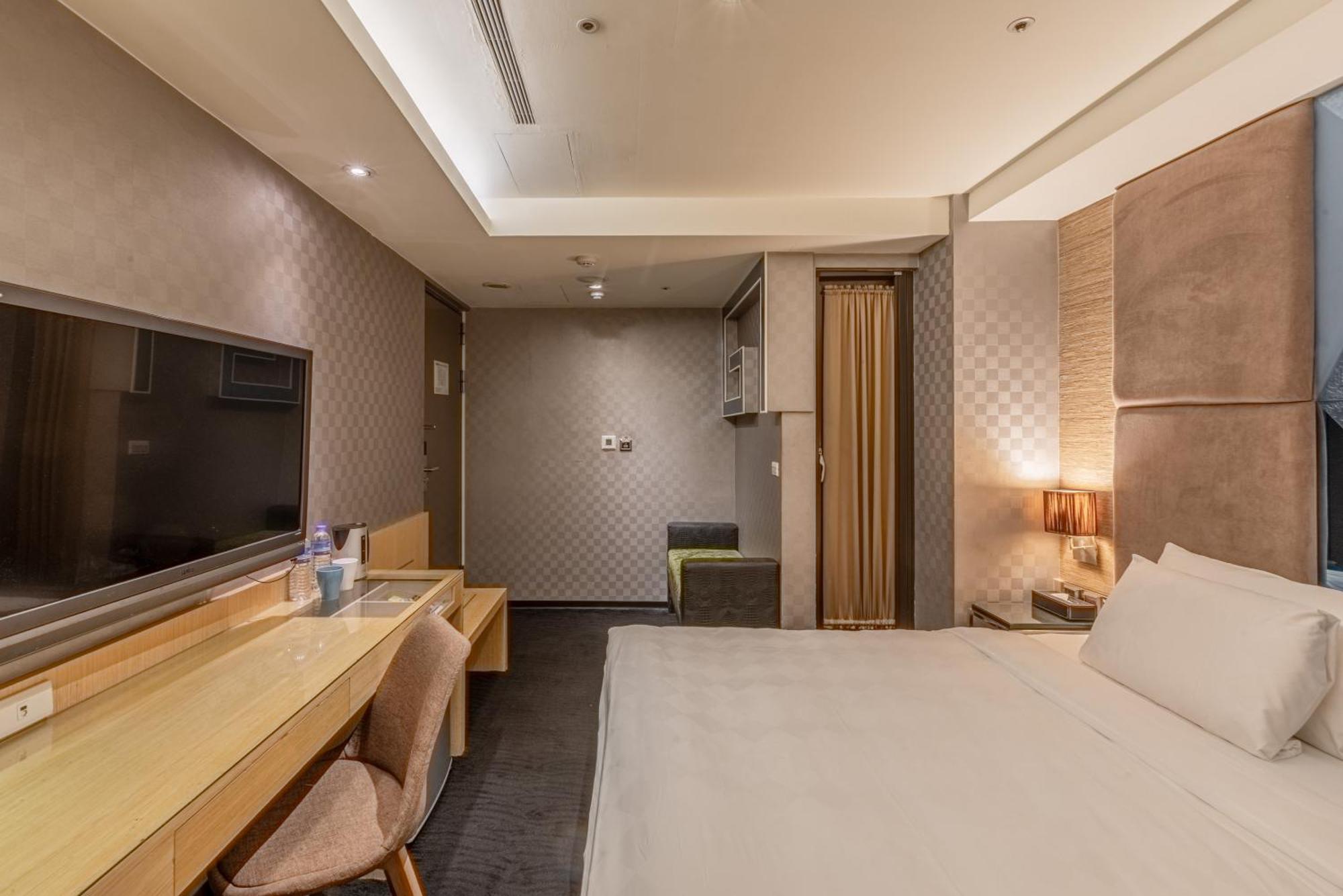 Classic Double Room